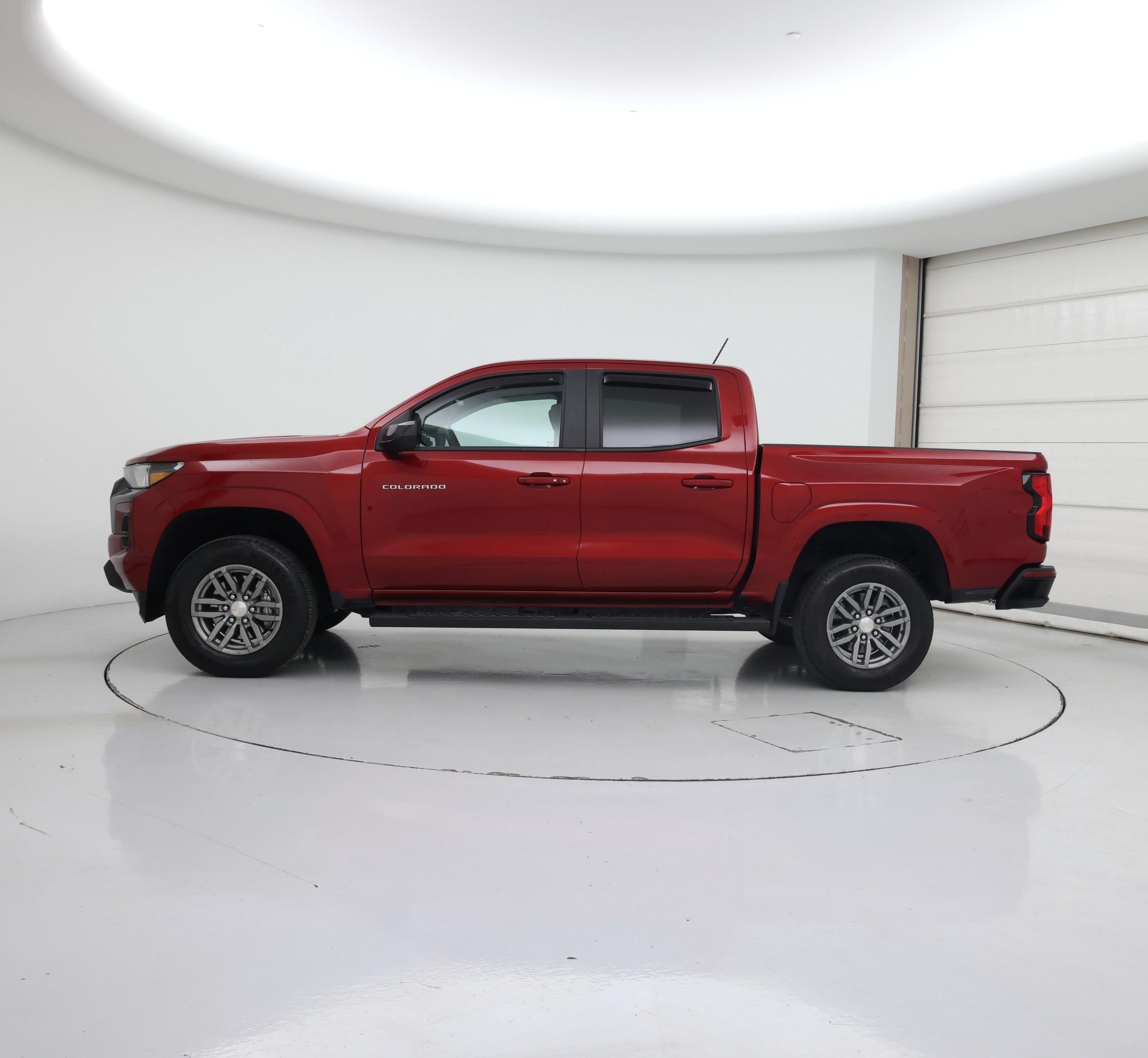 Thumbnail: 2024 Chevrolet Colorado - 3