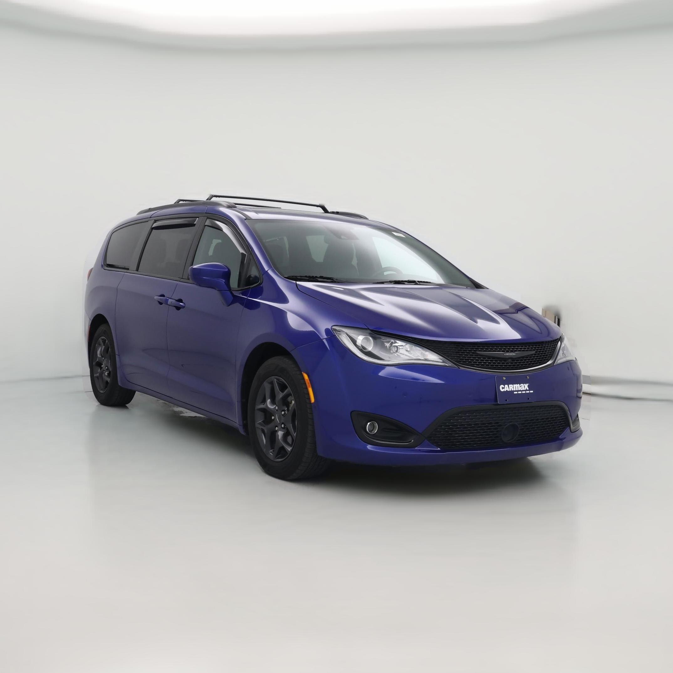 Thumbnail: 2019 Chrysler Pacifica - 1