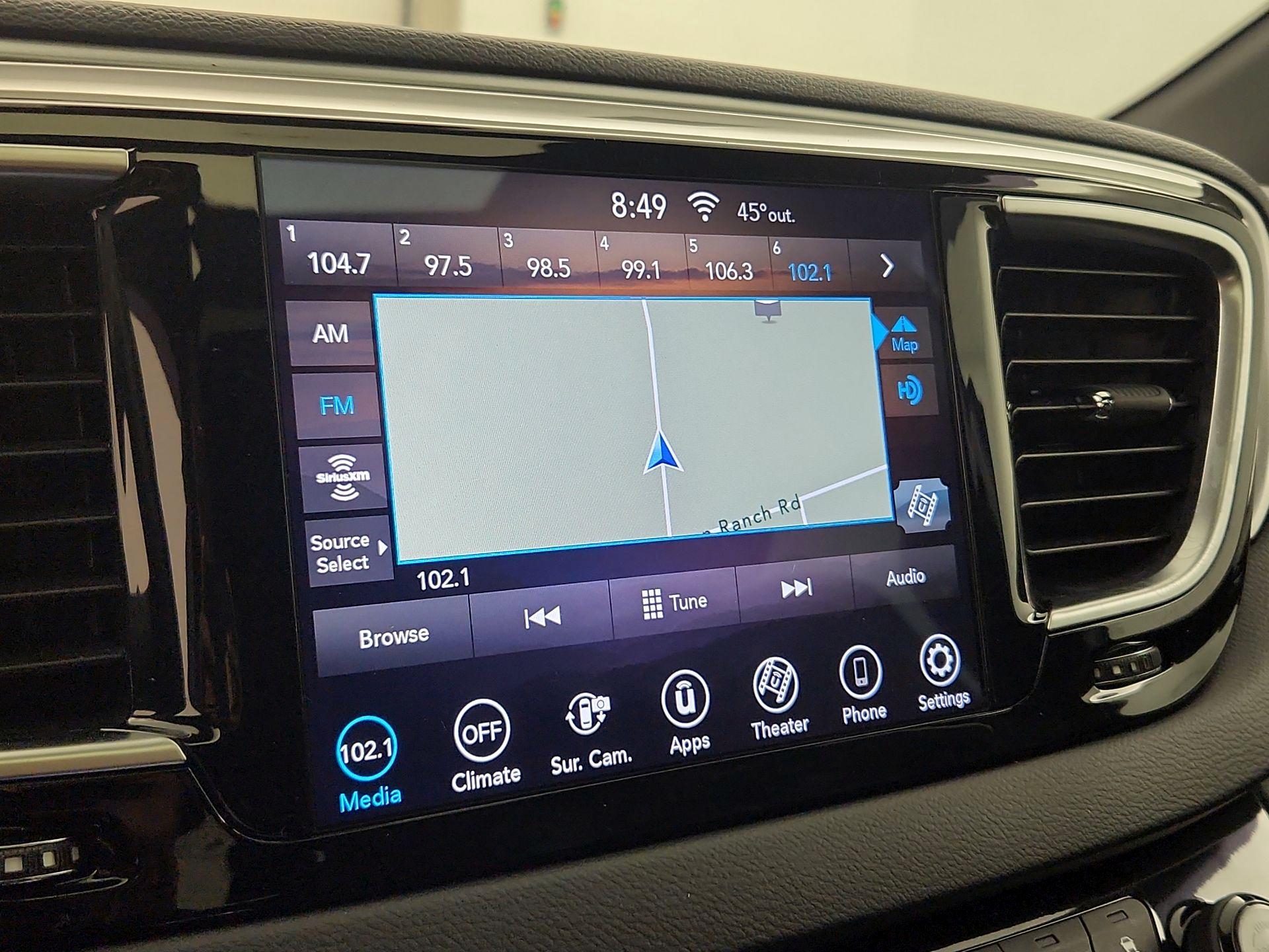 Thumbnail: 2019 Chrysler Pacifica - 16