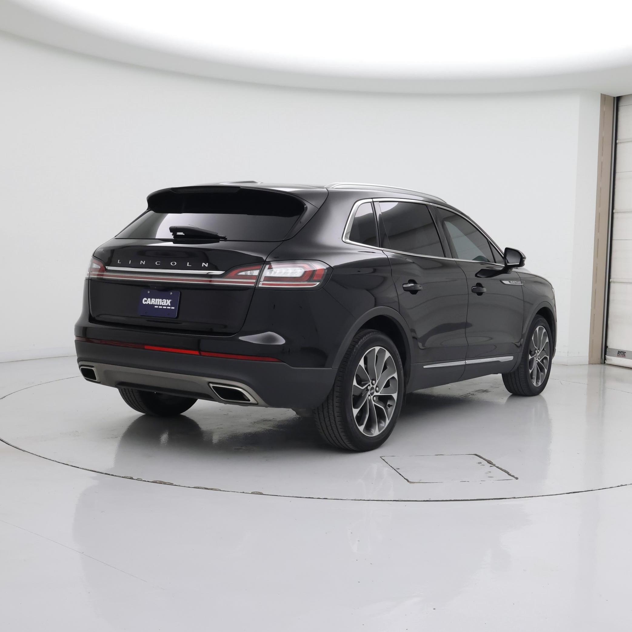 Thumbnail: 2022 Lincoln Nautilus - 8