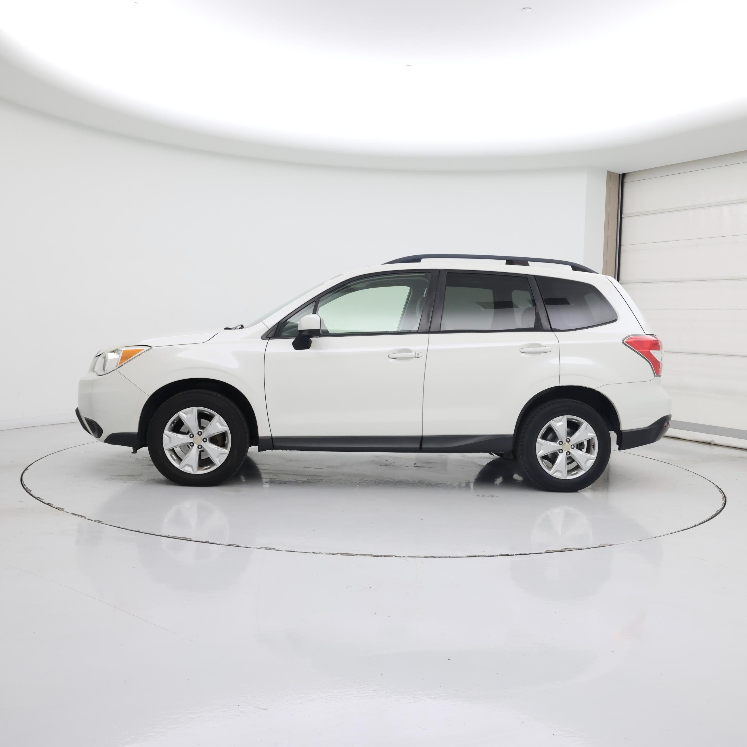 Thumbnail: 2016 Subaru Forester - 3