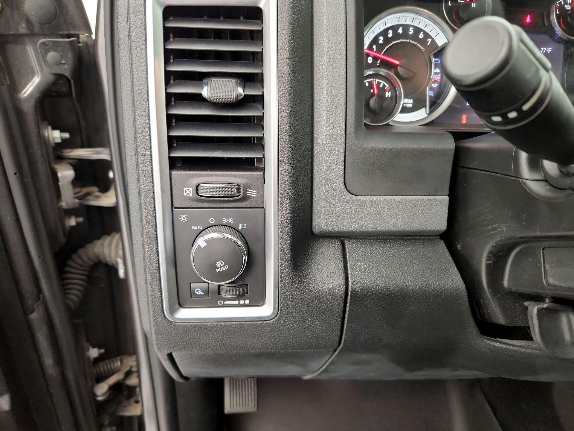 Thumbnail: 2016 RAM 1500 - 13