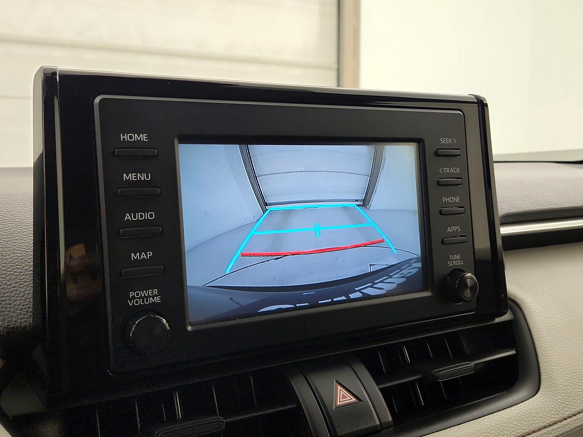 Thumbnail: 2019 Toyota RAV4 - 14