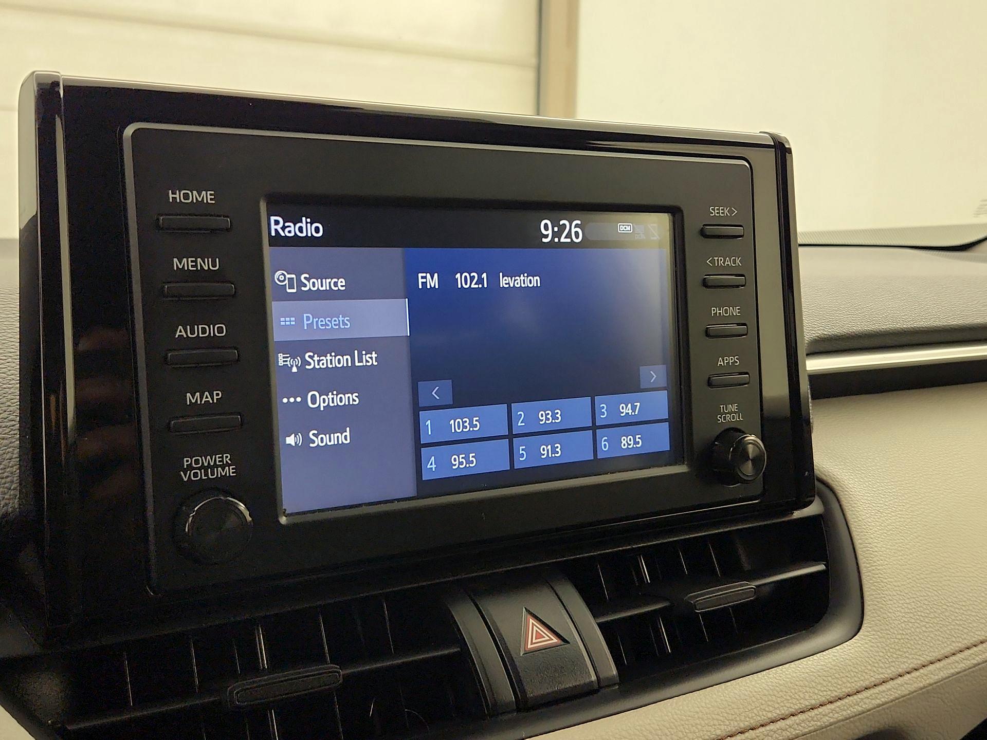 Thumbnail: 2019 Toyota RAV4 - 15