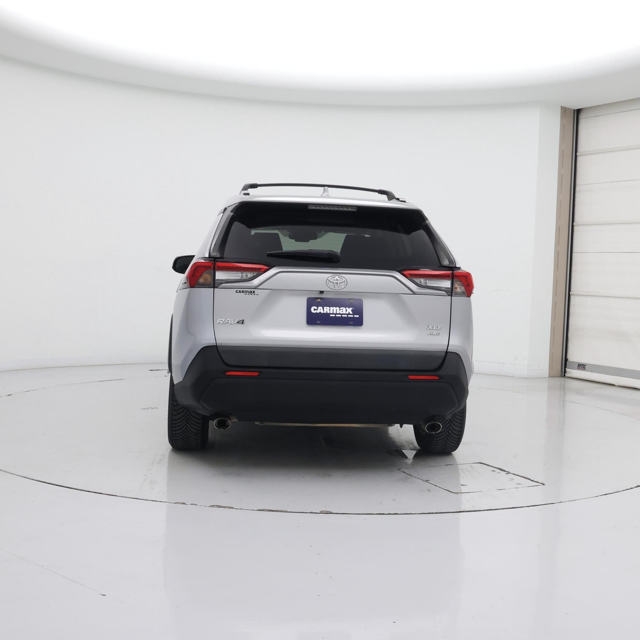 Thumbnail: 2019 Toyota RAV4 - 6