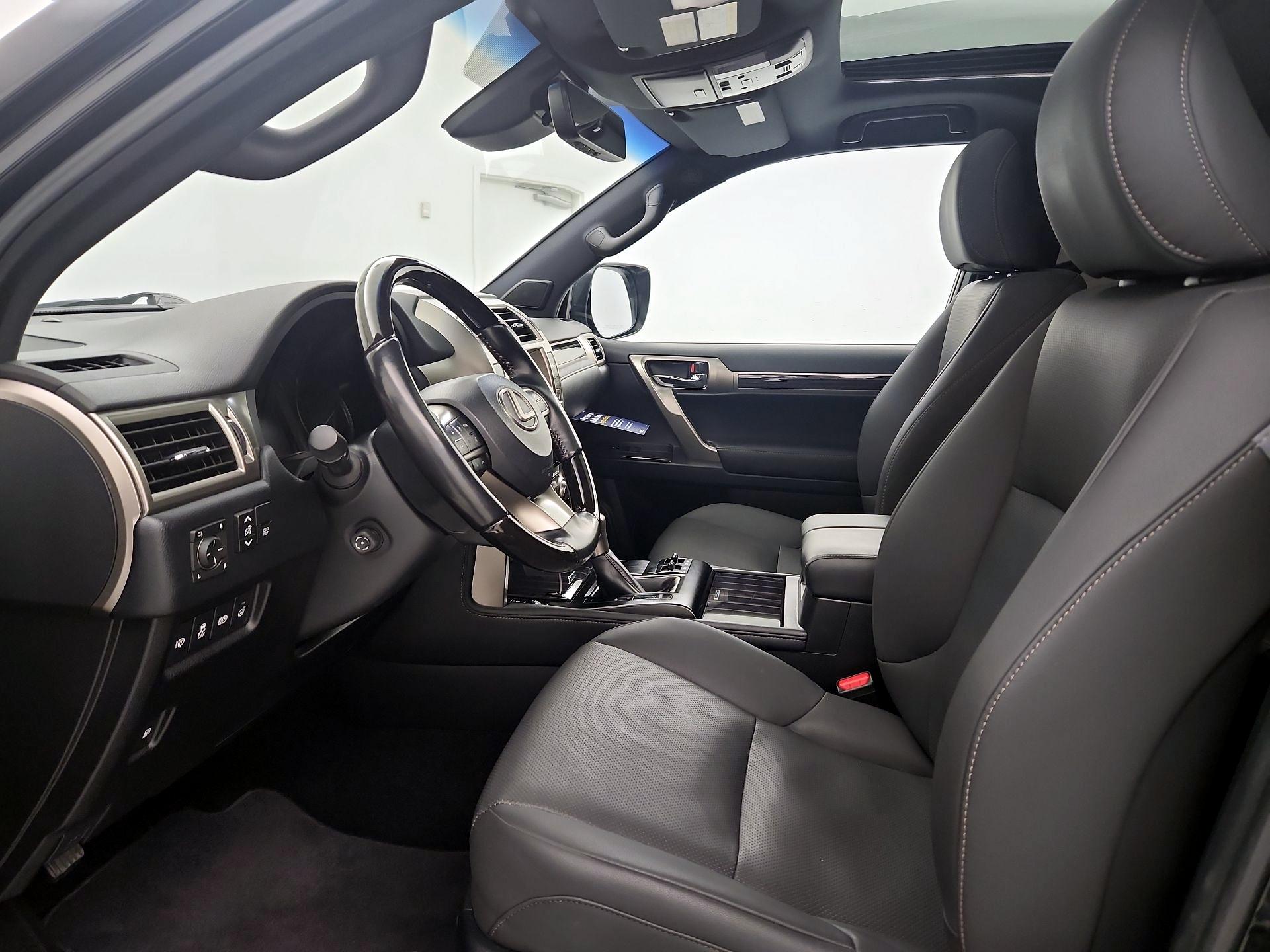 Thumbnail: 2021 Lexus GX - 11