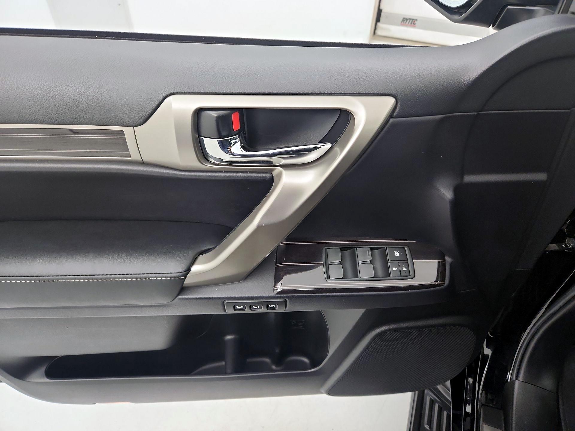 Thumbnail: 2021 Lexus GX - 12