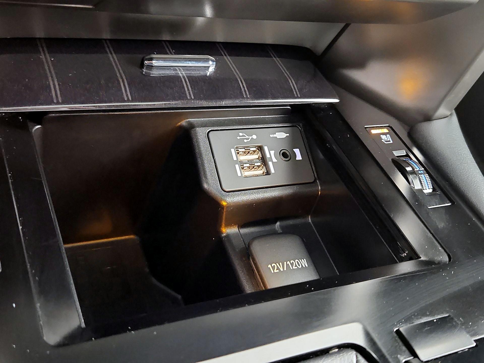 Thumbnail: 2021 Lexus GX - 18