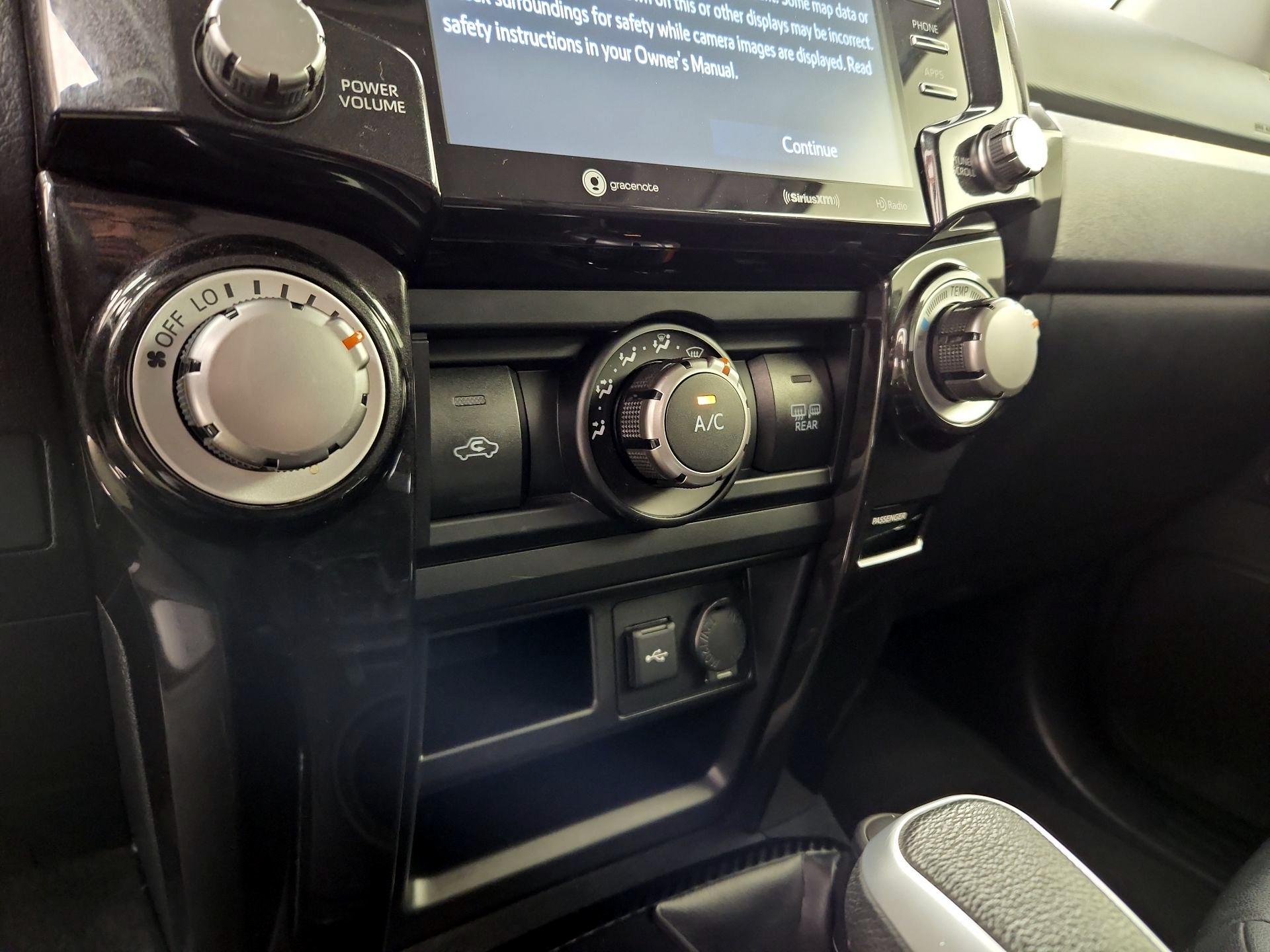 Thumbnail: 2021 Toyota 4Runner - 17