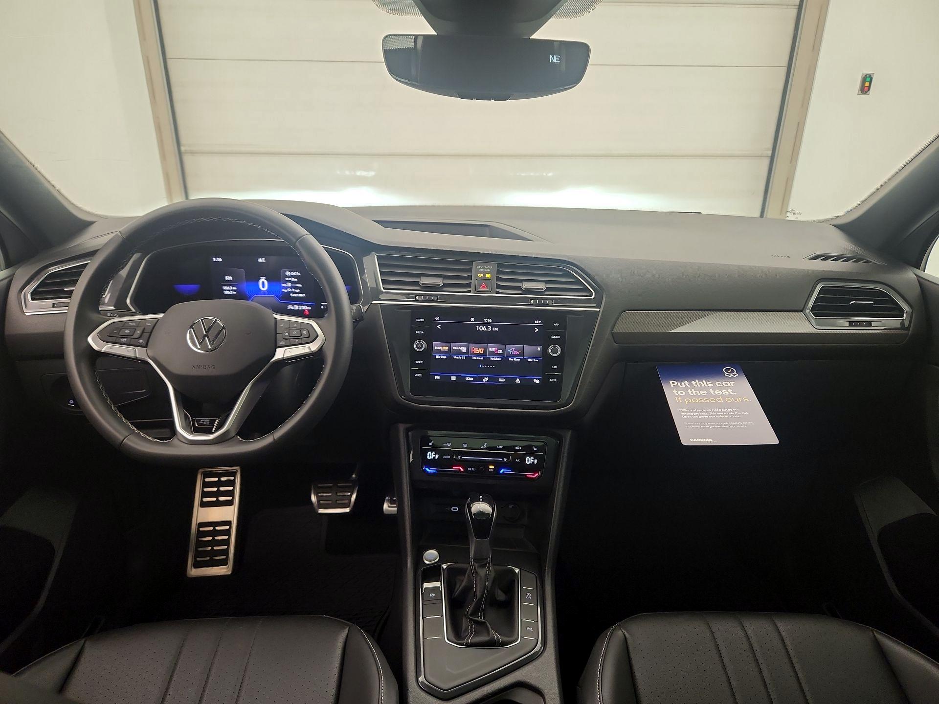 Thumbnail: 2023 Volkswagen Tiguan - 9