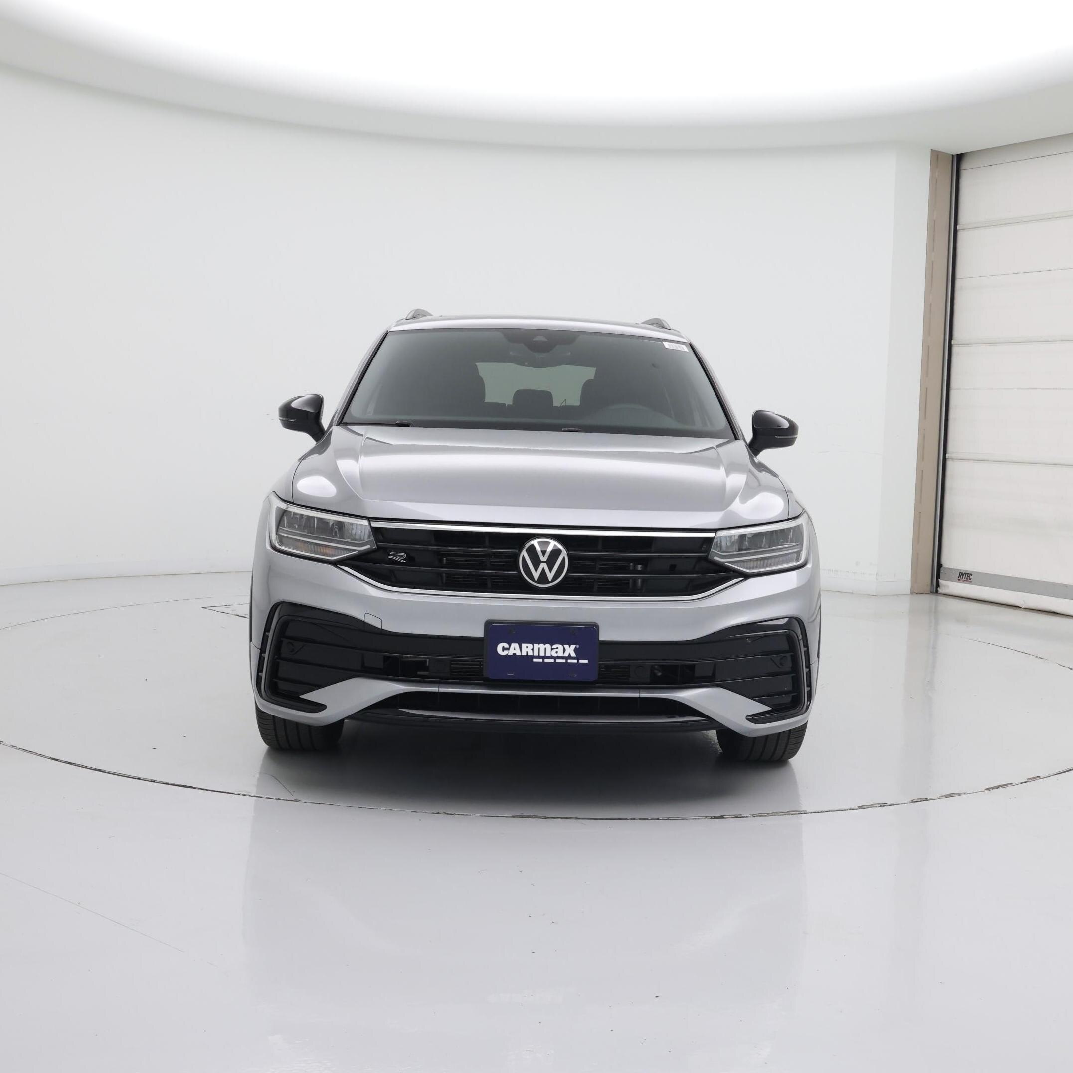 Thumbnail: 2023 Volkswagen Tiguan - 5