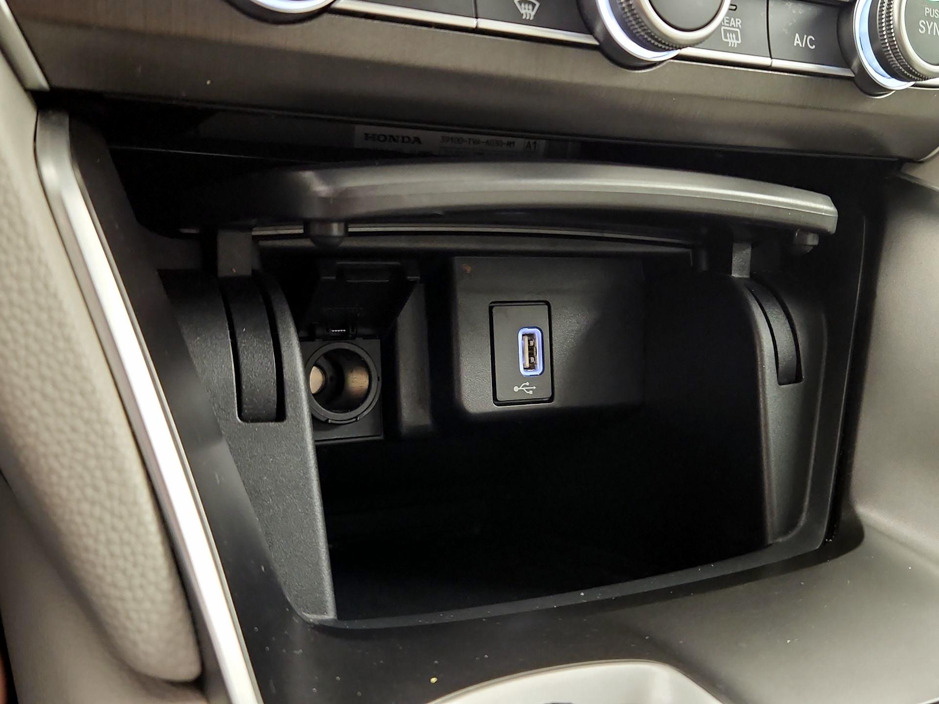 Thumbnail: 2019 Honda Accord - 18