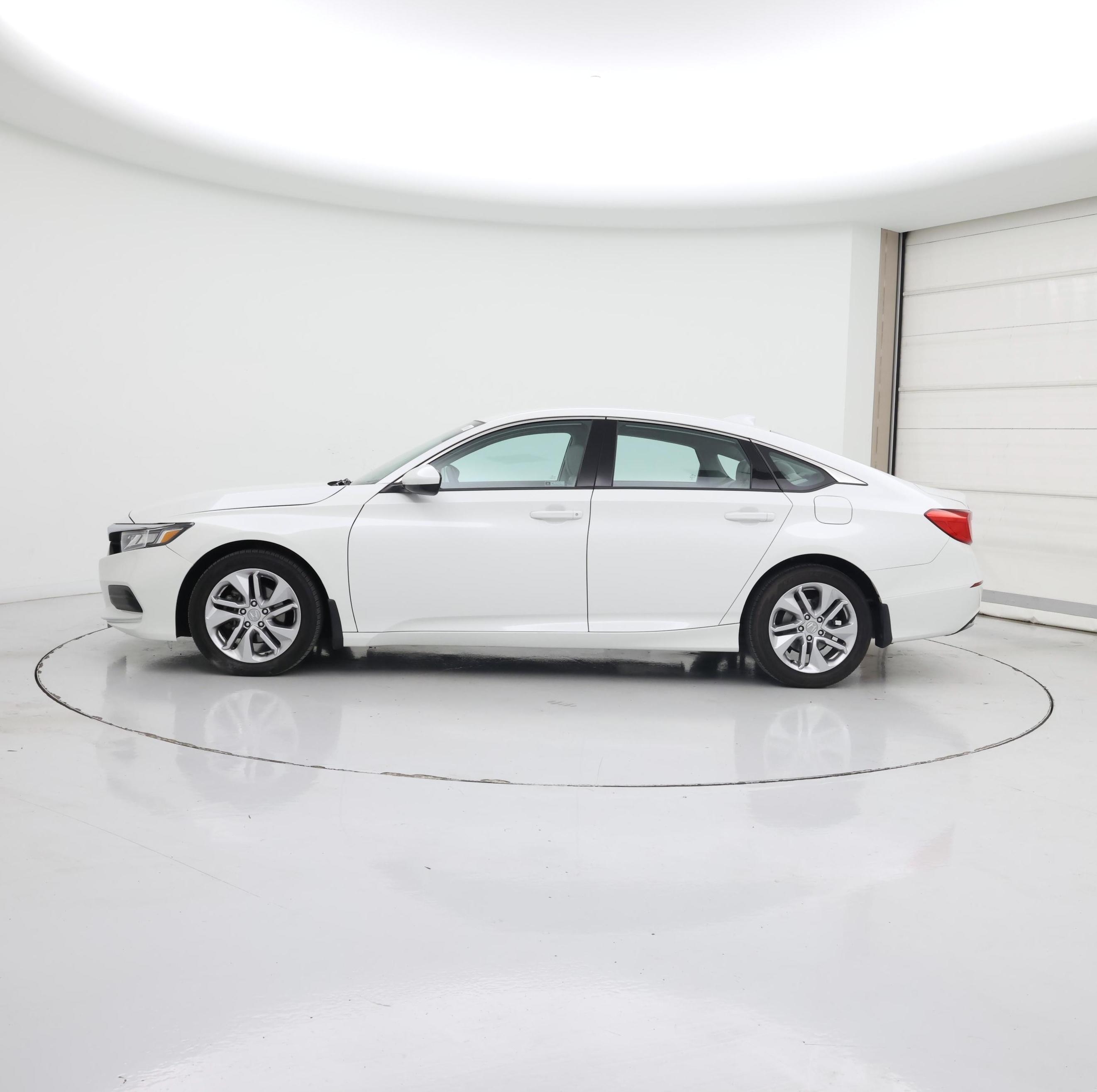 Thumbnail: 2019 Honda Accord - 3