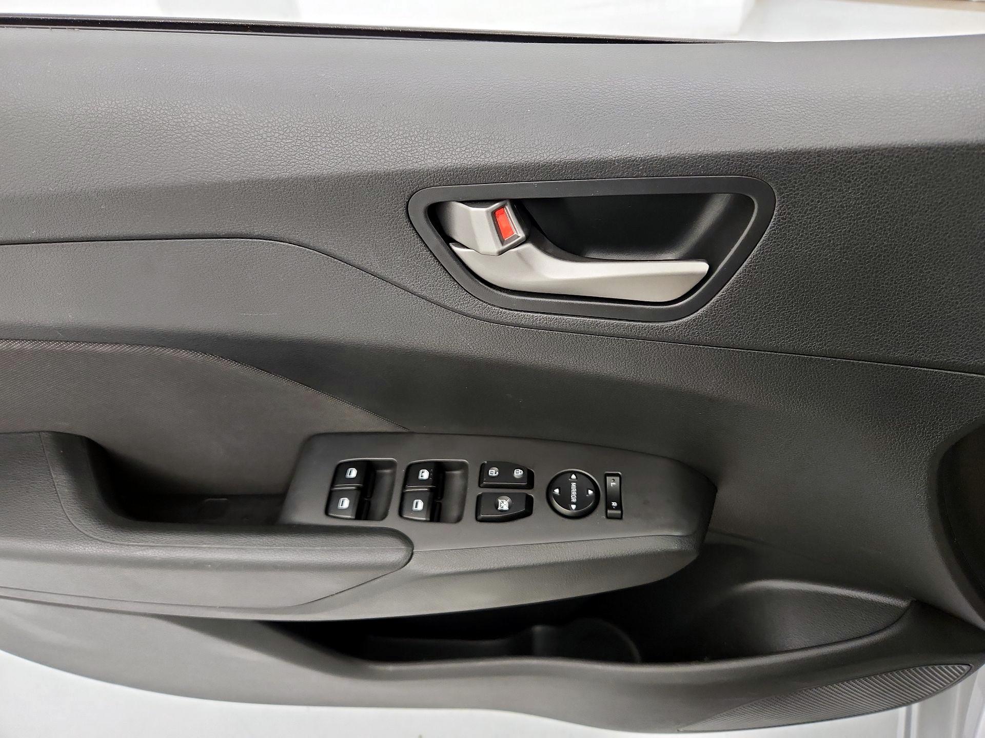 Thumbnail: 2020 Hyundai Accent - 12