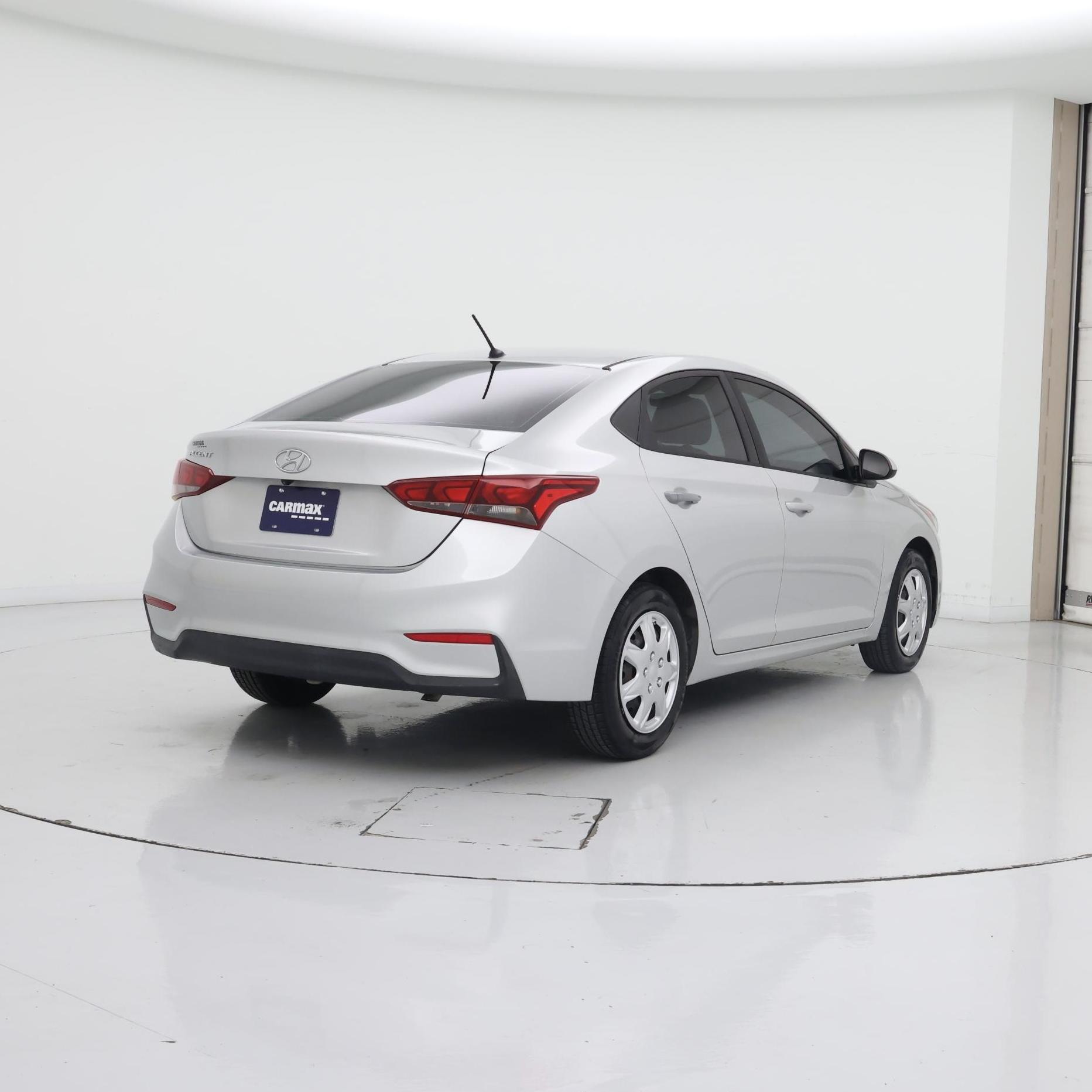 Thumbnail: 2020 Hyundai Accent - 8