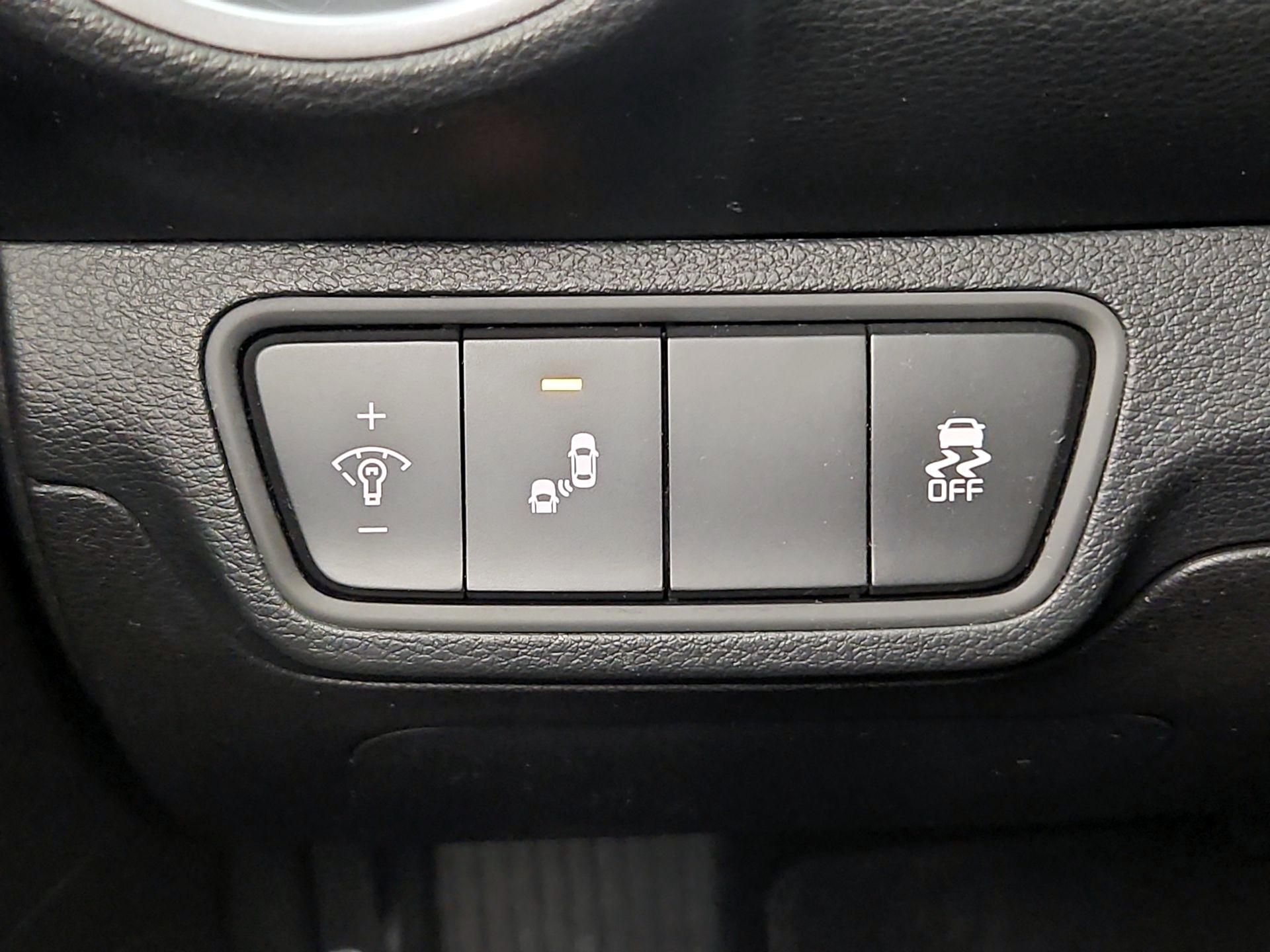 Thumbnail: 2023 Kia Forte - 13