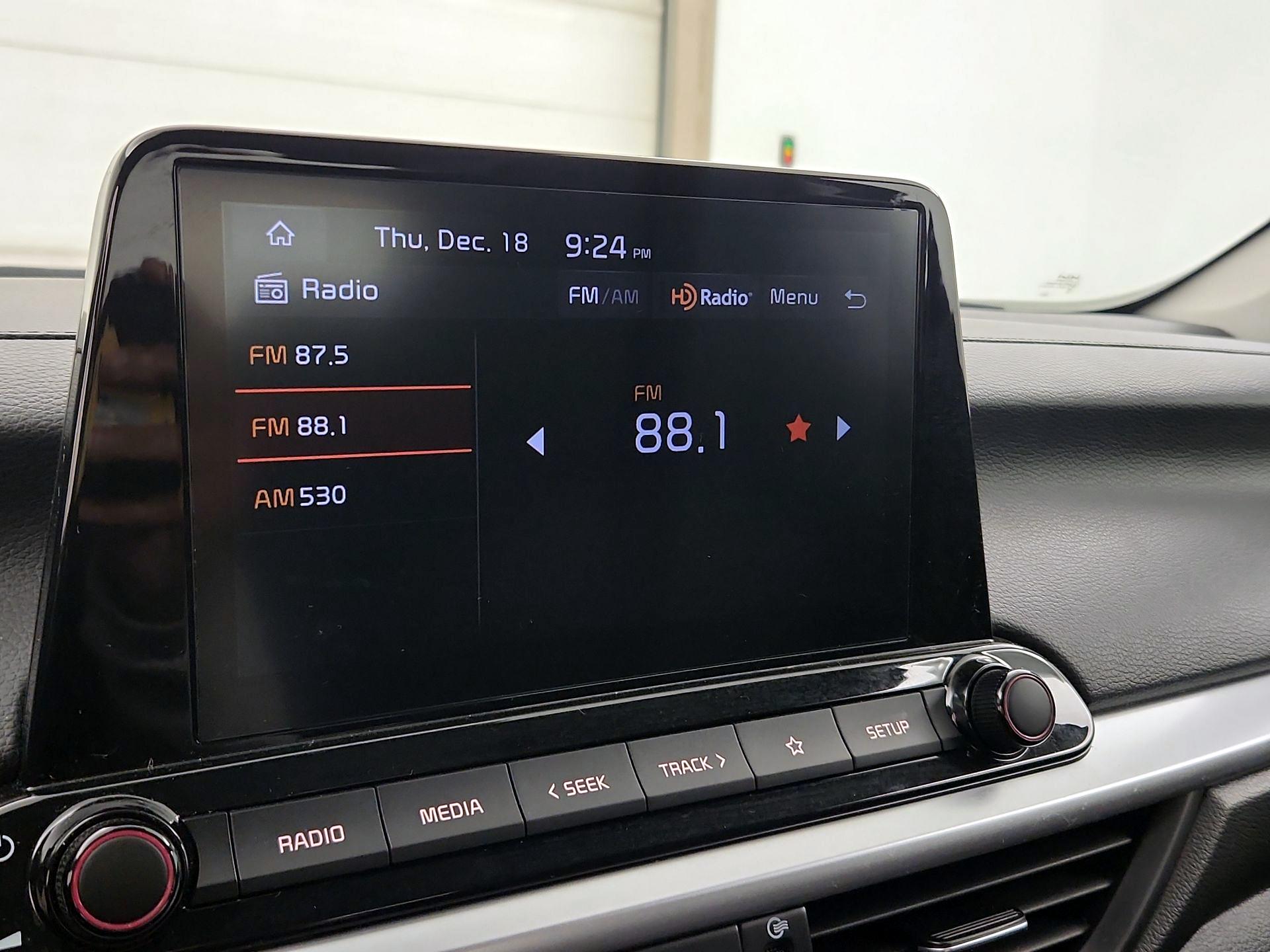 Thumbnail: 2023 Kia Forte - 15