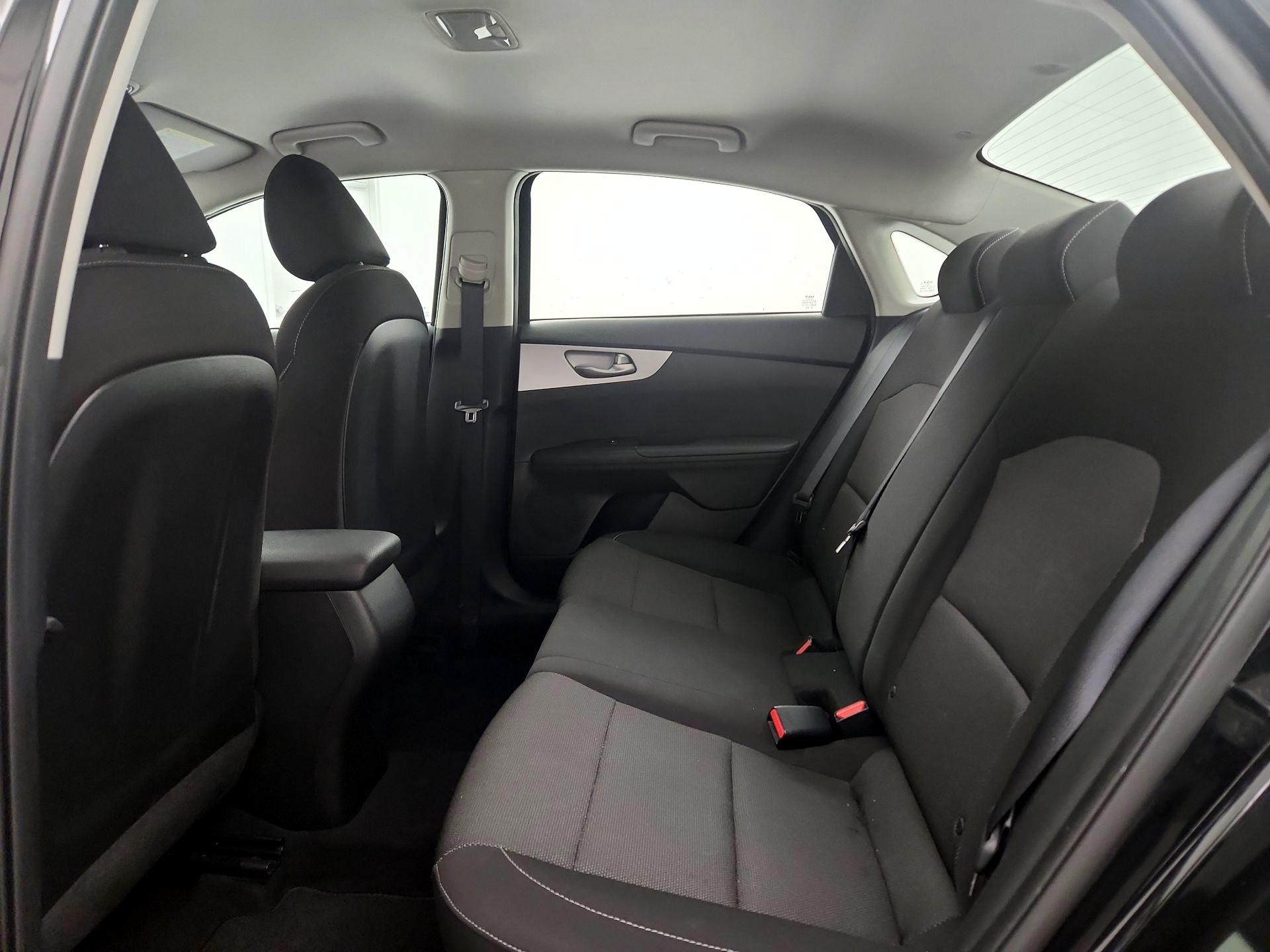 Thumbnail: 2023 Kia Forte - 19