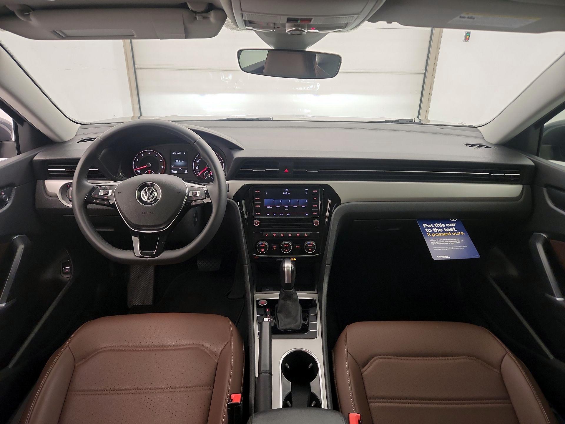 Thumbnail: 2022 Volkswagen Passat - 9