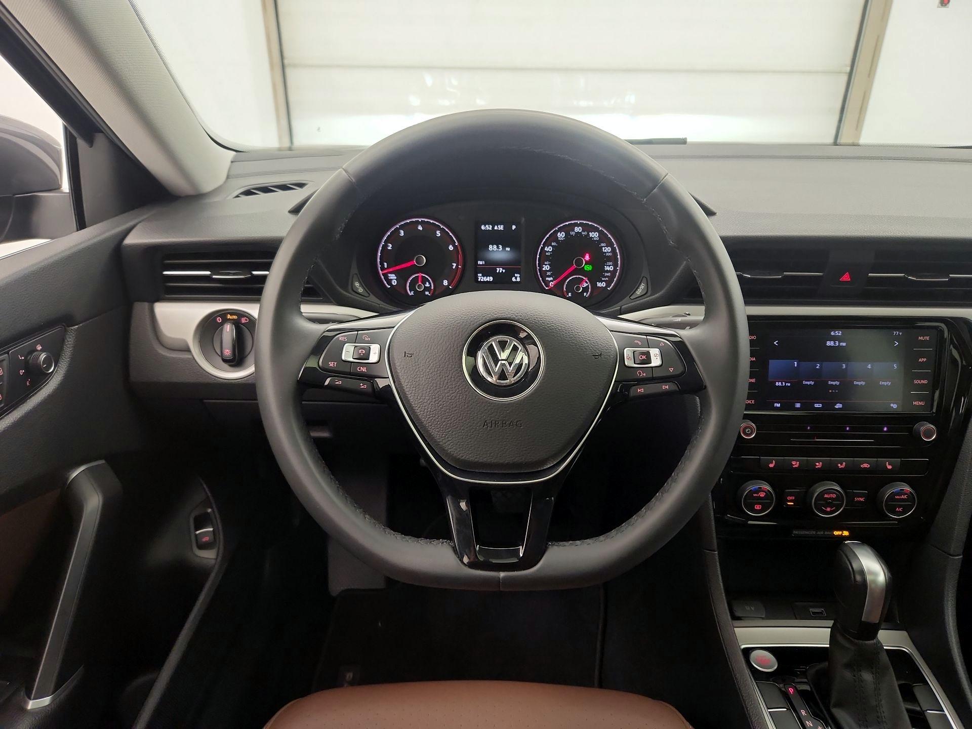 Thumbnail: 2022 Volkswagen Passat - 10