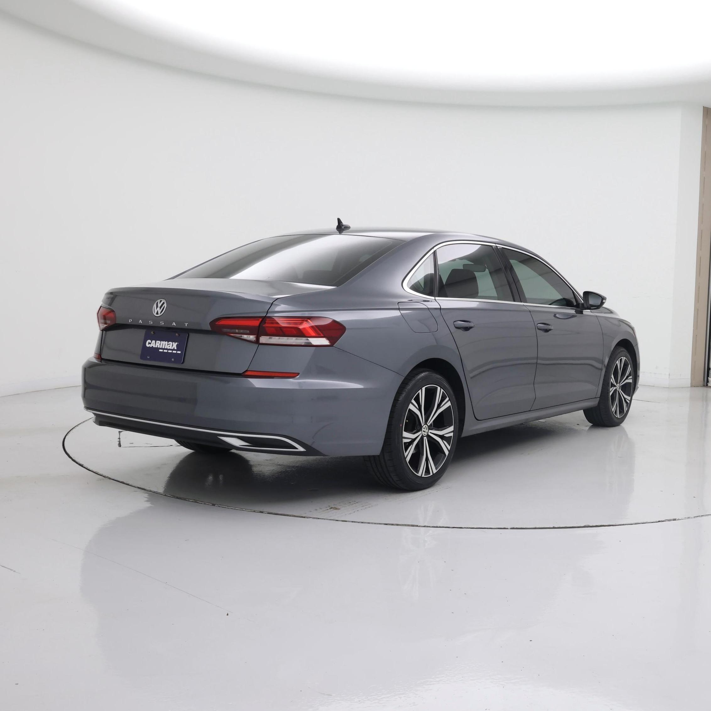 Thumbnail: 2022 Volkswagen Passat - 8