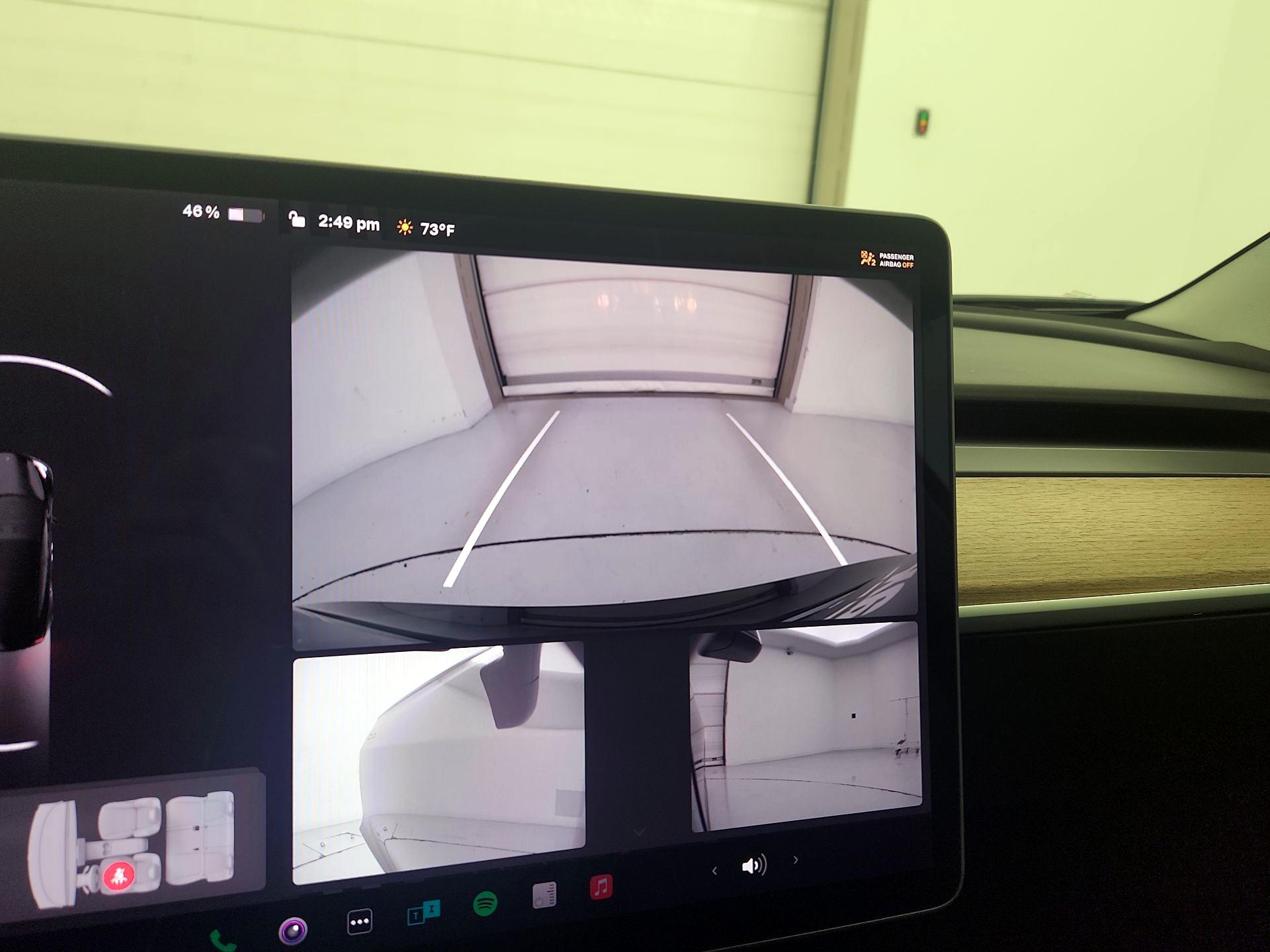 Thumbnail: 2022 Tesla Model 3 - 14