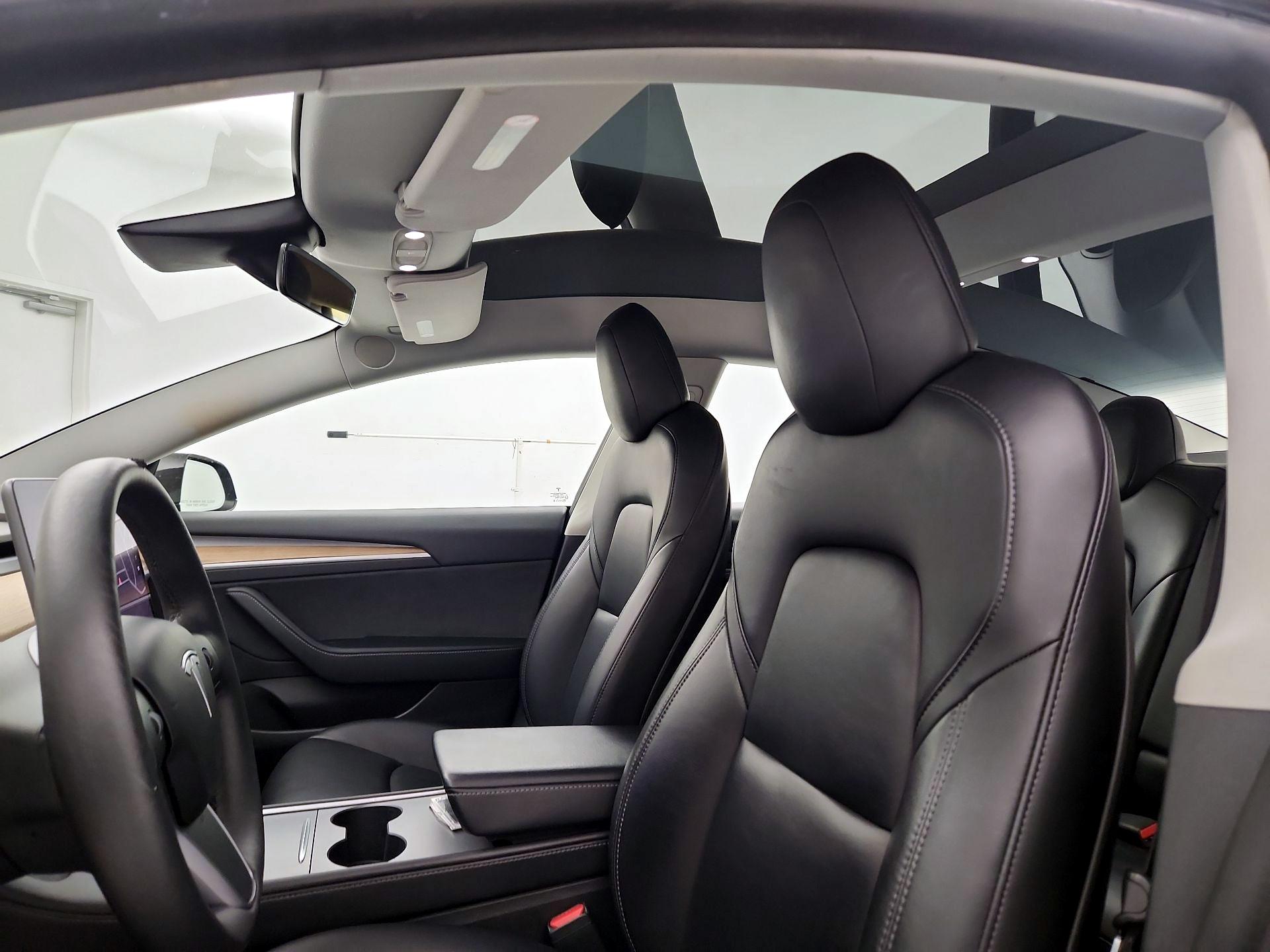 Thumbnail: 2022 Tesla Model 3 - 18