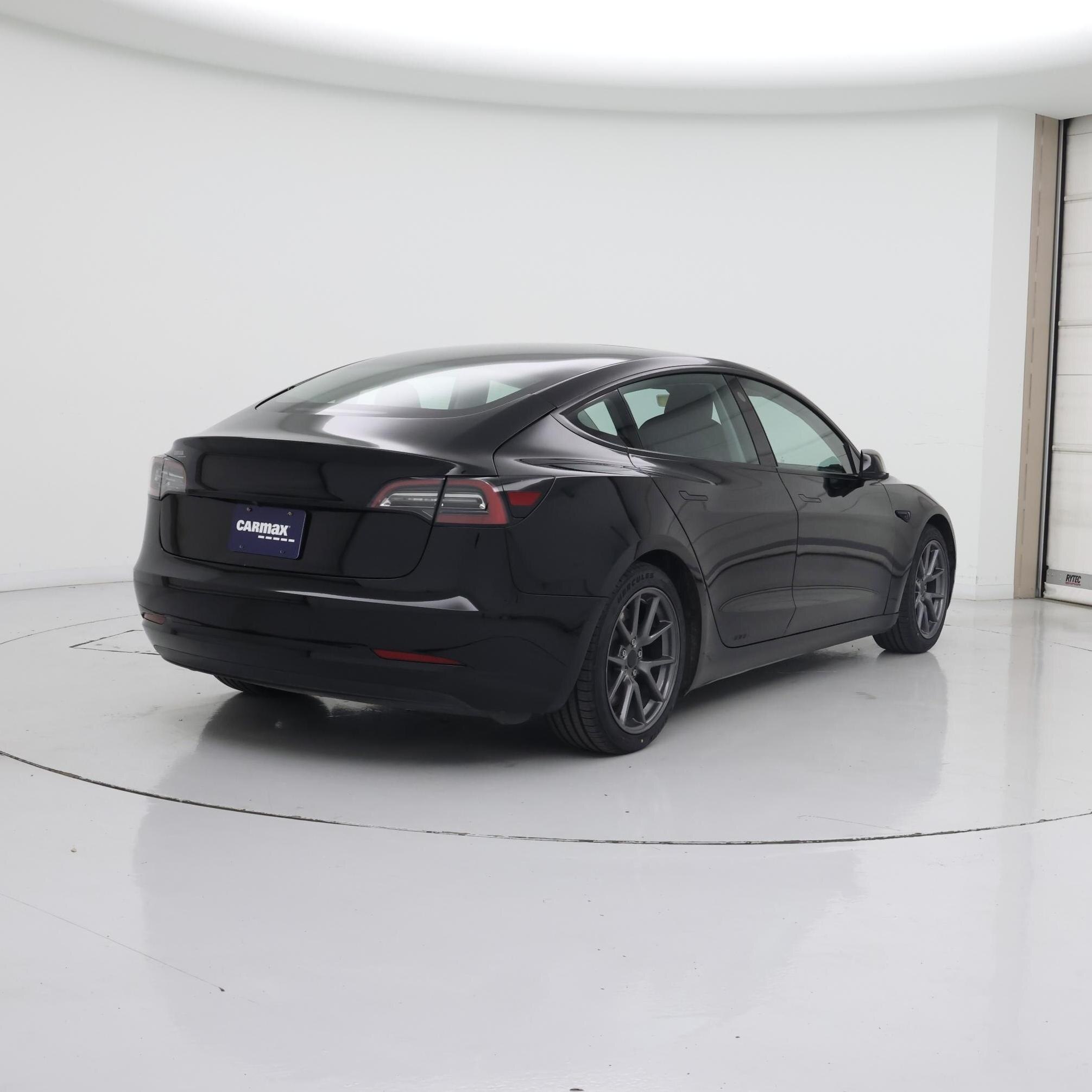 Thumbnail: 2022 Tesla Model 3 - 8