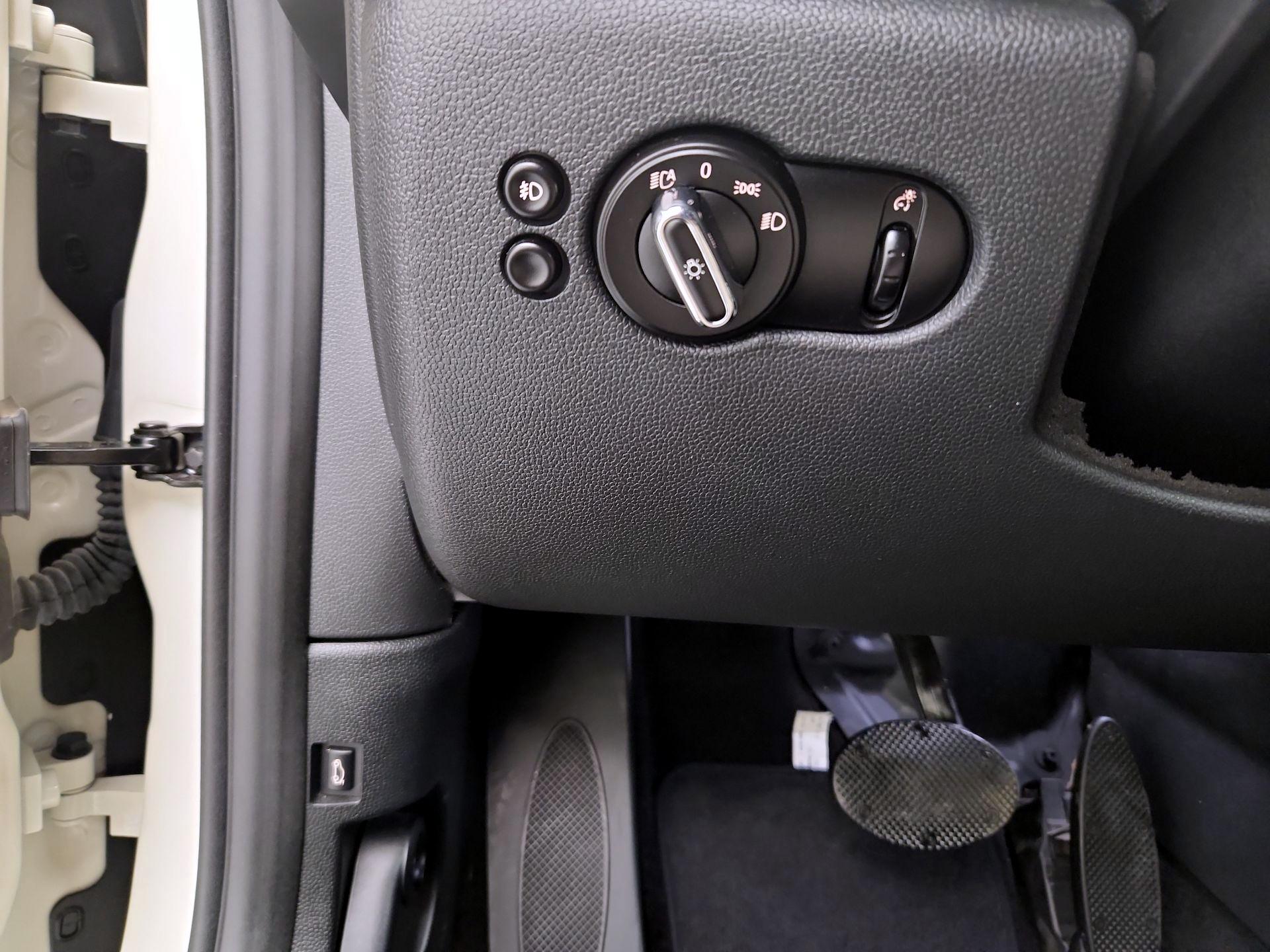 Thumbnail: 2017 MINI Cooper - 13