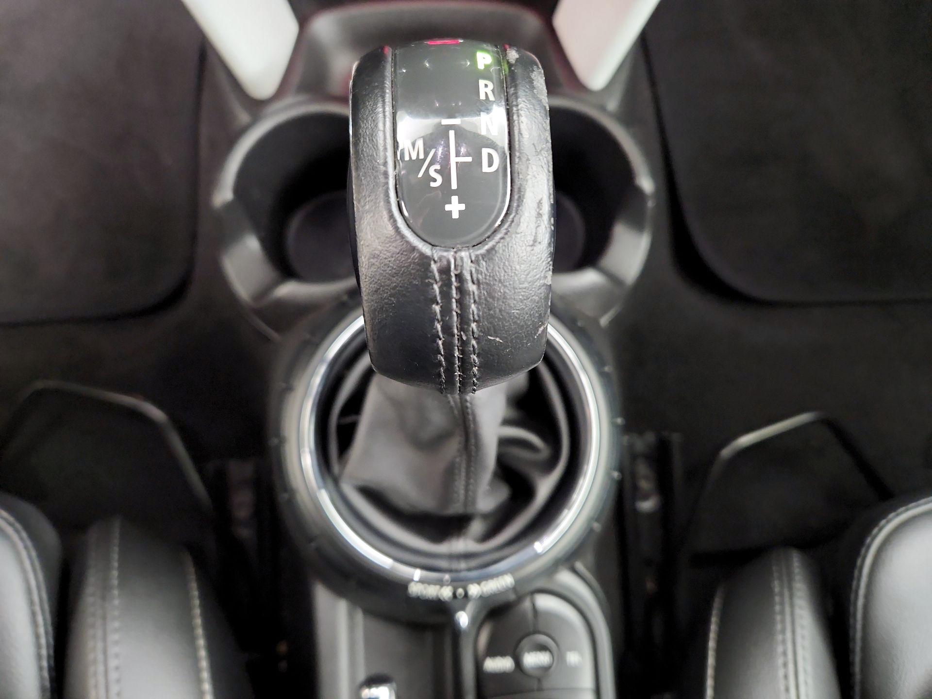 Thumbnail: 2017 MINI Cooper - 16