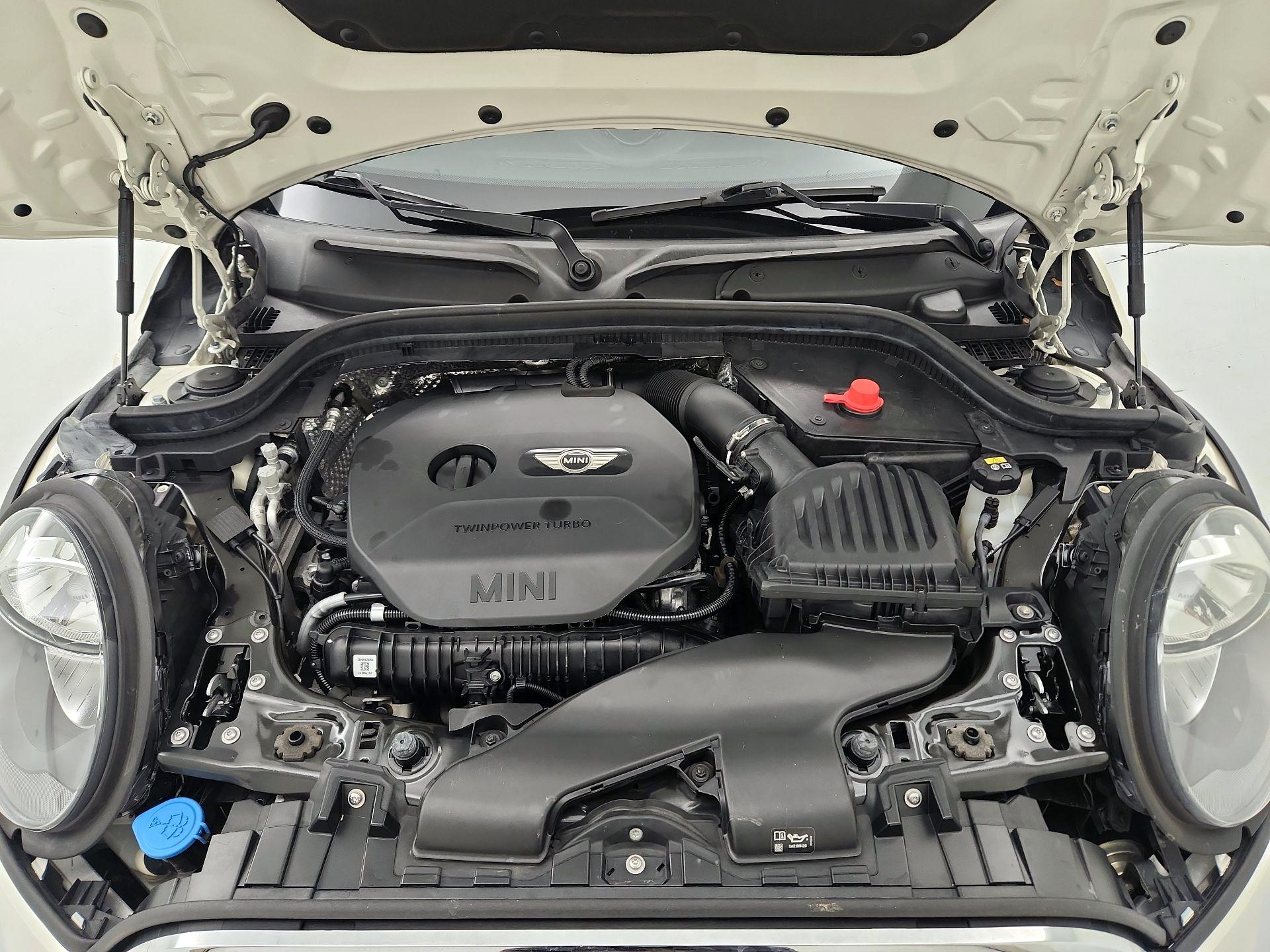 Thumbnail: 2017 MINI Cooper - 20