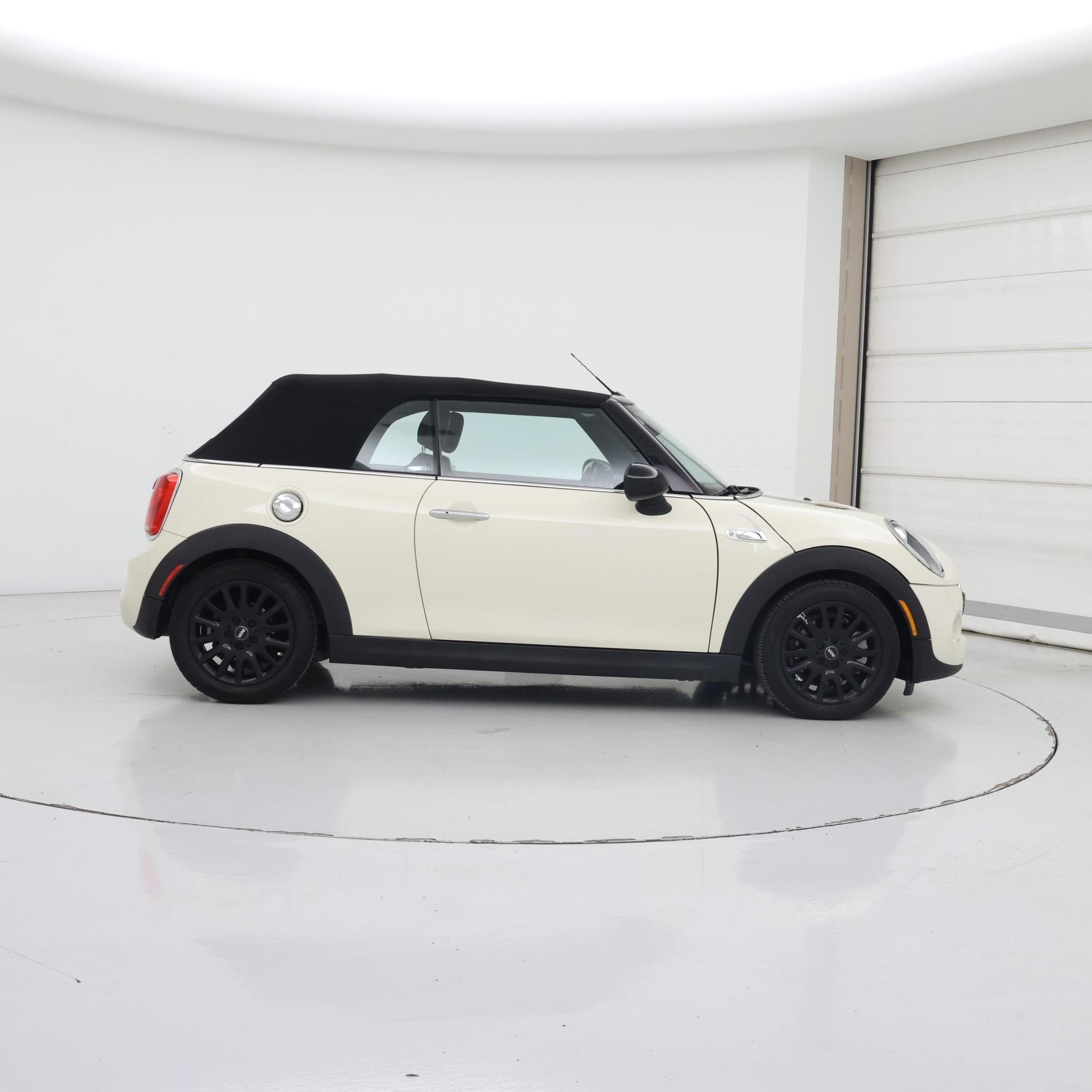 Thumbnail: 2017 MINI Cooper - 7