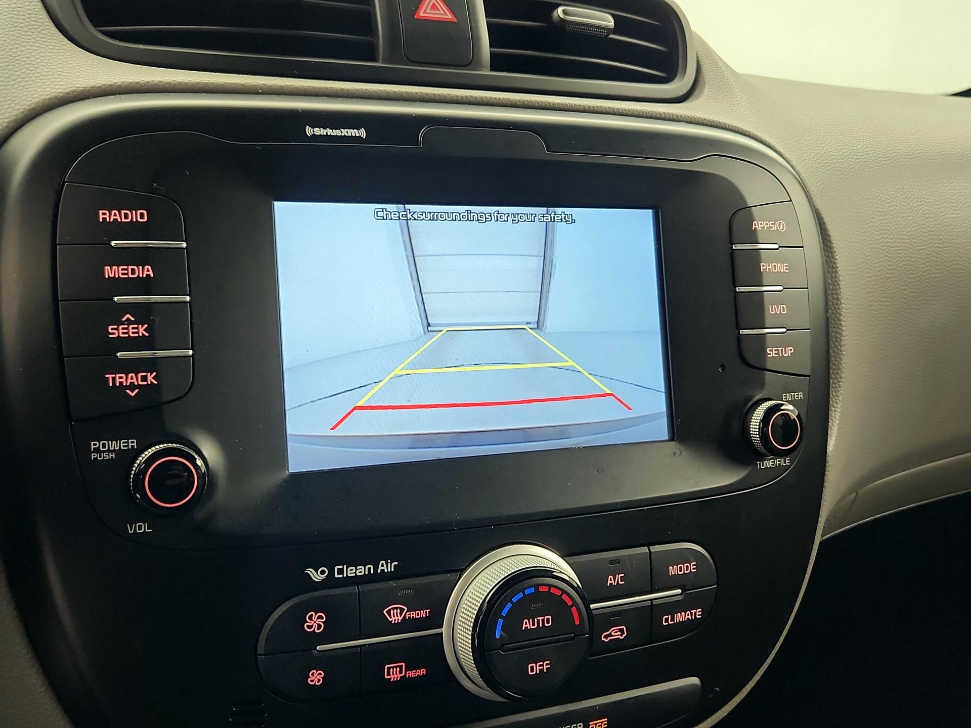 Thumbnail: 2019 Kia Soul - 14