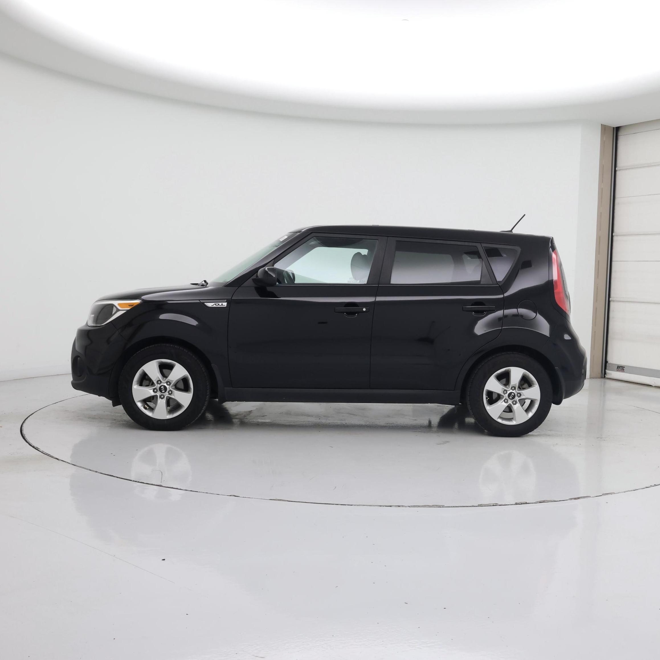 Thumbnail: 2019 Kia Soul - 3