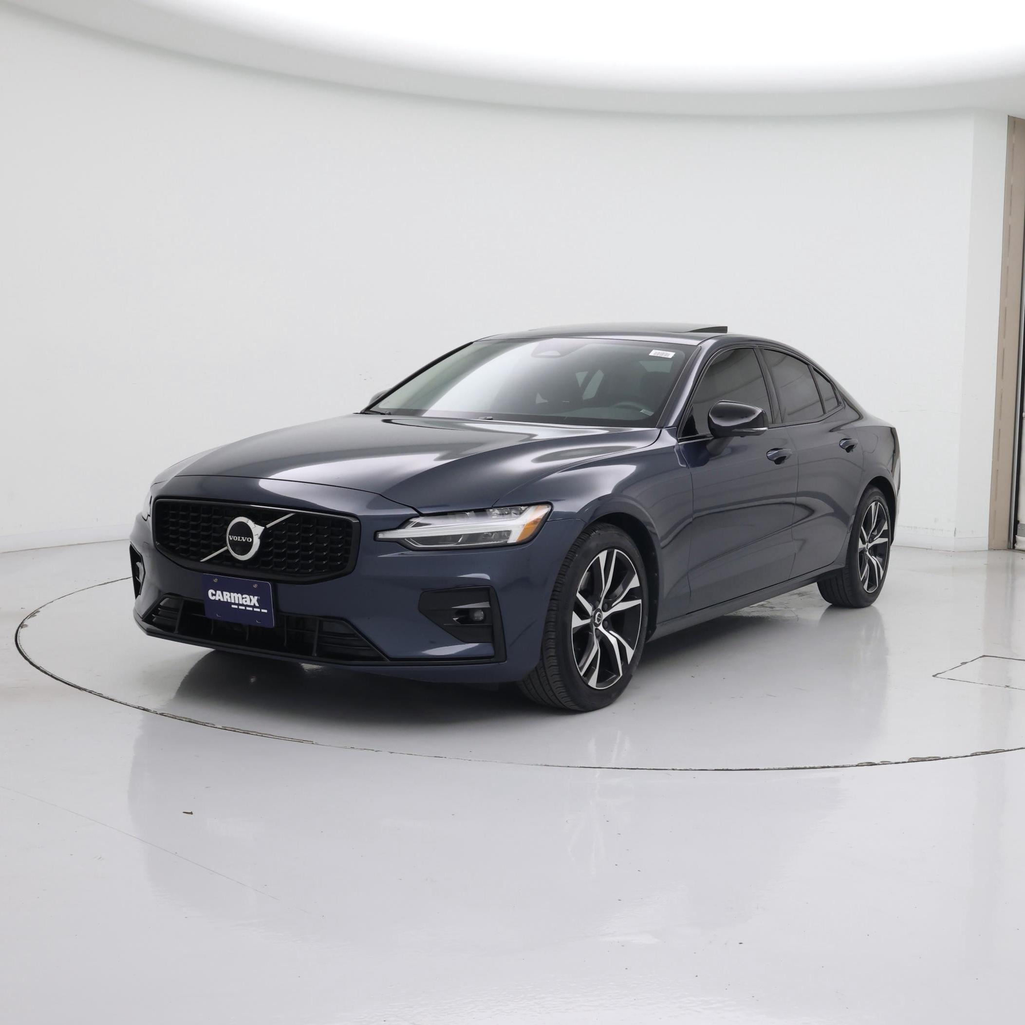 Thumbnail: 2023 Volvo S60 - 4