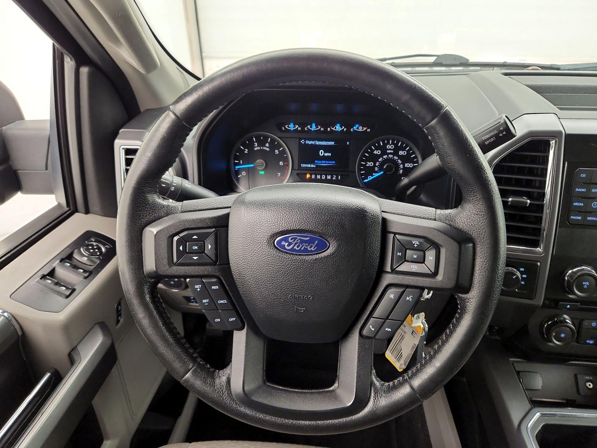 Thumbnail: 2015 Ford F-150 - 10