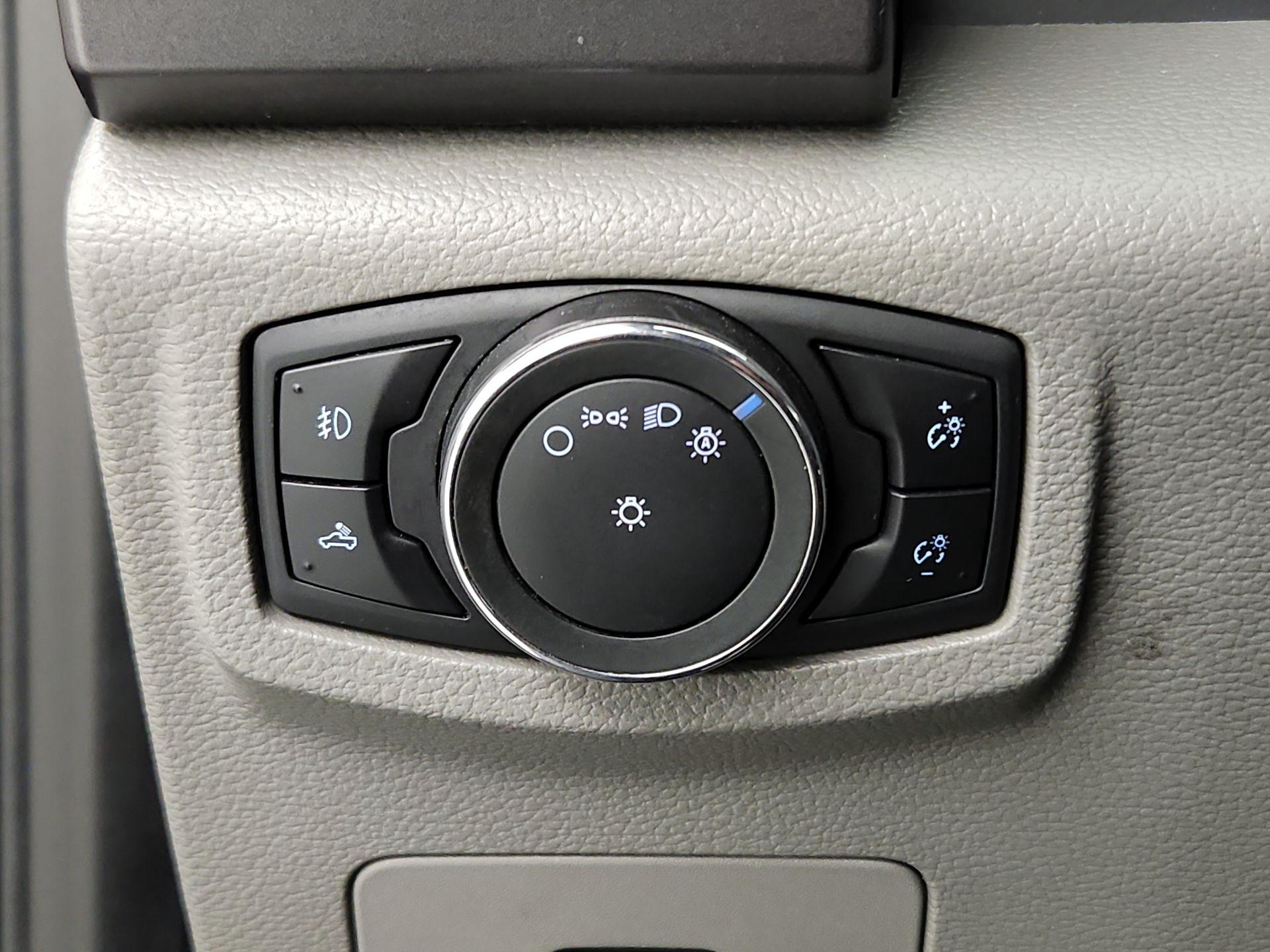 Thumbnail: 2015 Ford F-150 - 13