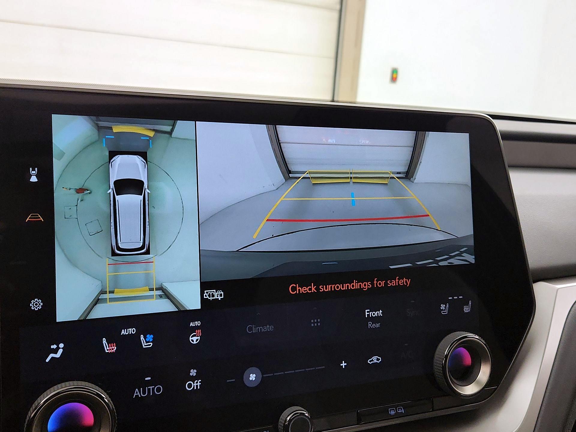 Thumbnail: 2025 Lexus TX - 15