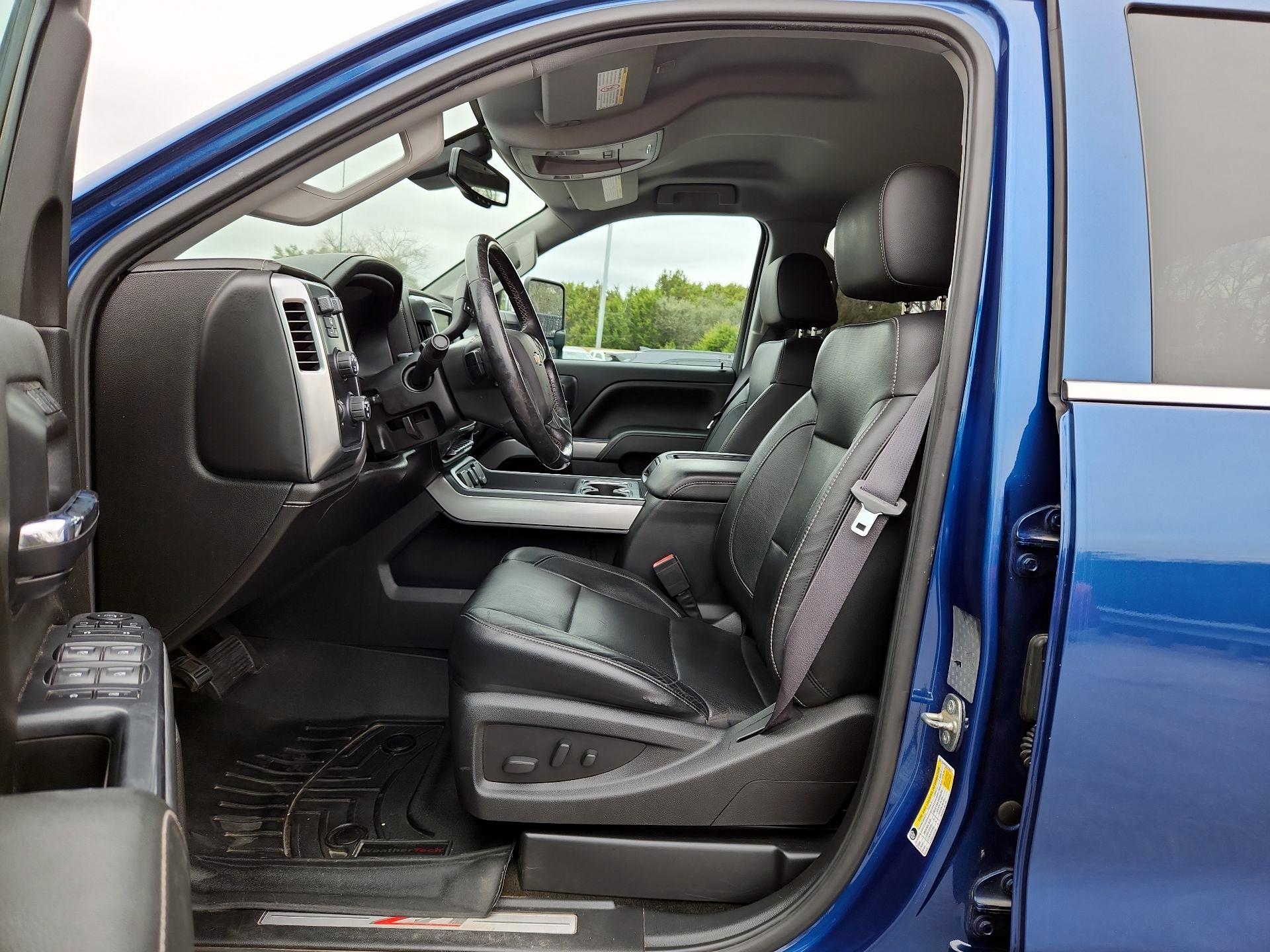 Thumbnail: 2015 Chevrolet Silverado 3500 - 9