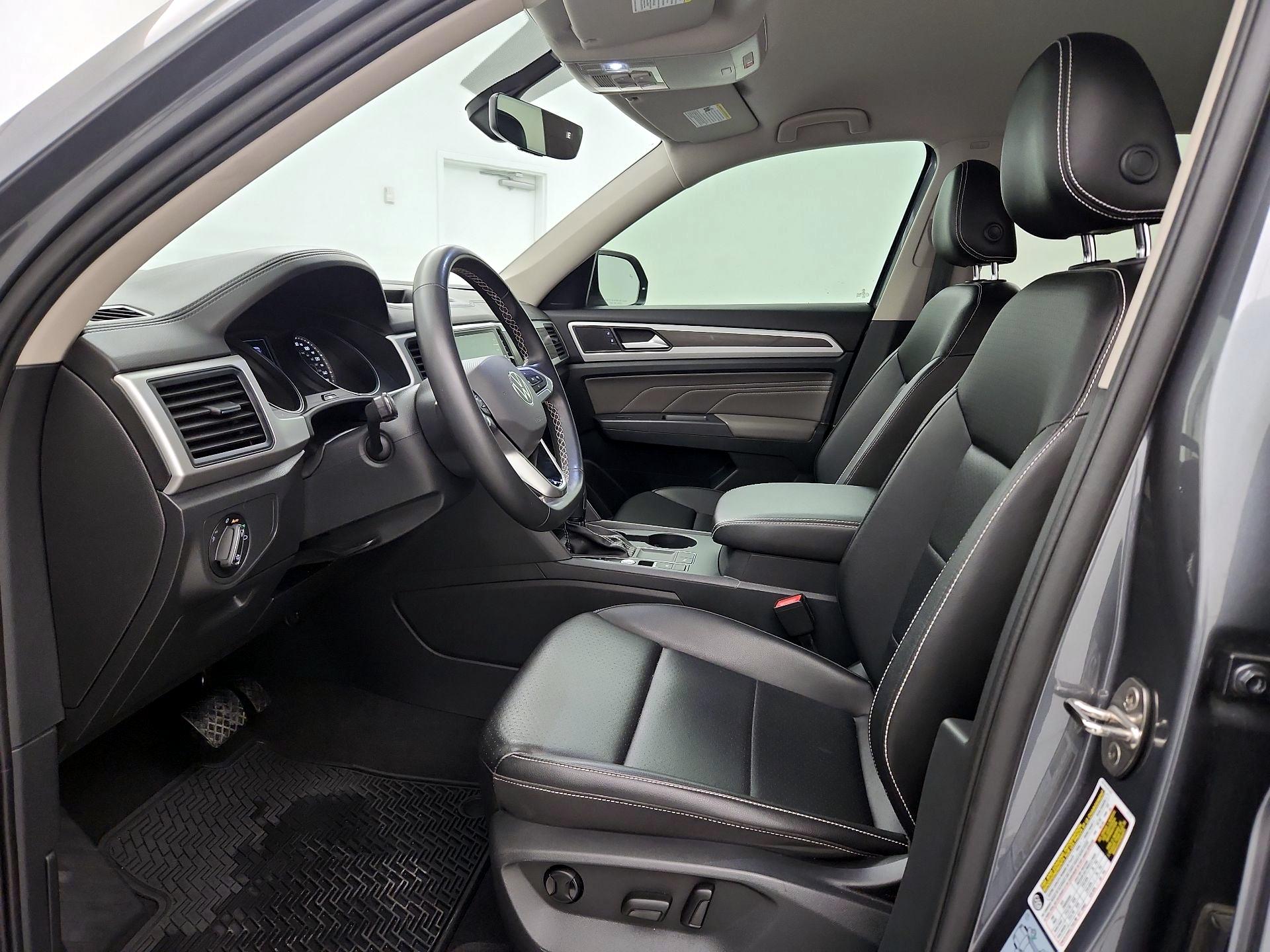 Thumbnail: 2021 Volkswagen Atlas - 11