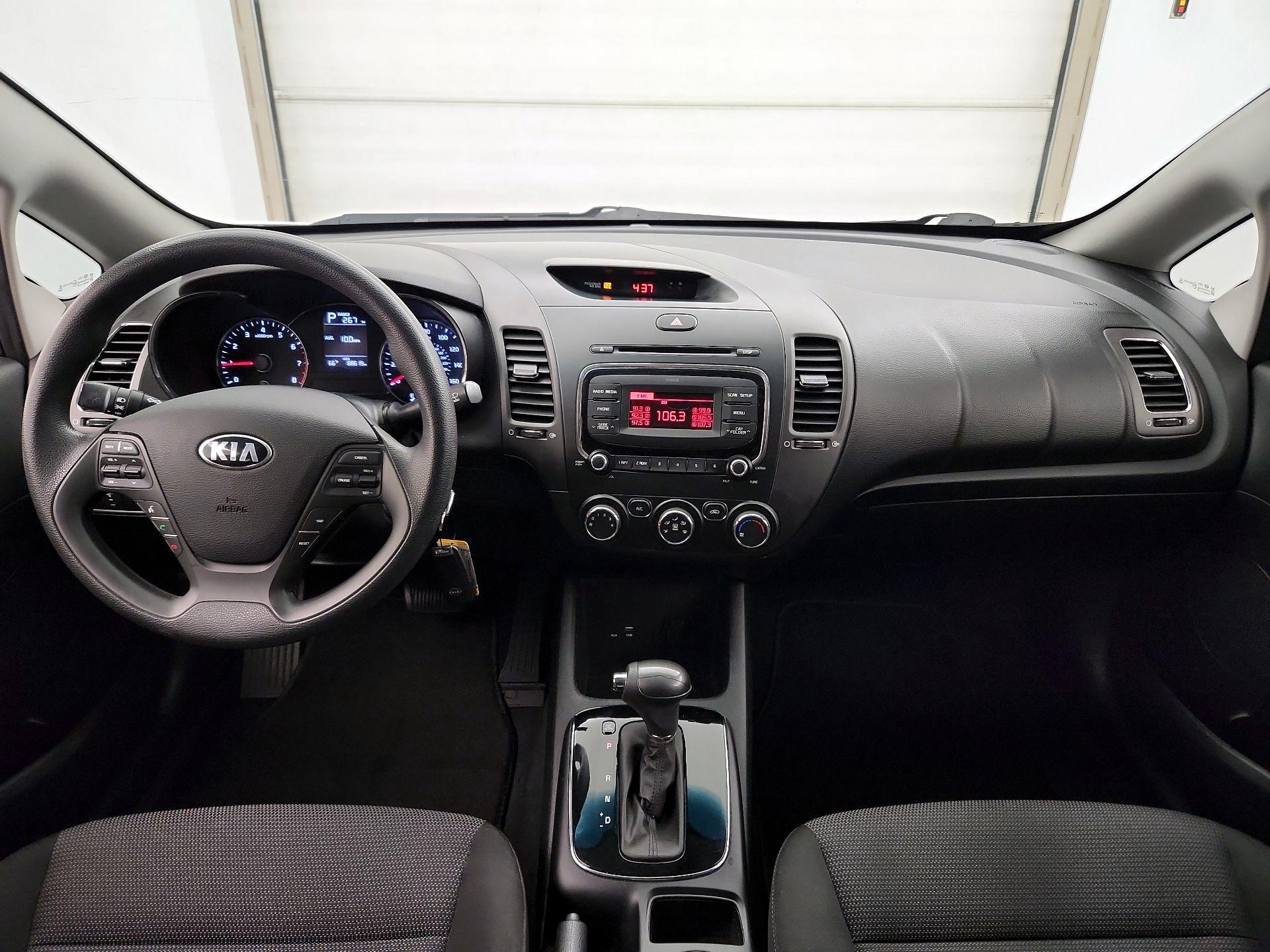 Thumbnail: 2018 Kia Forte - 9