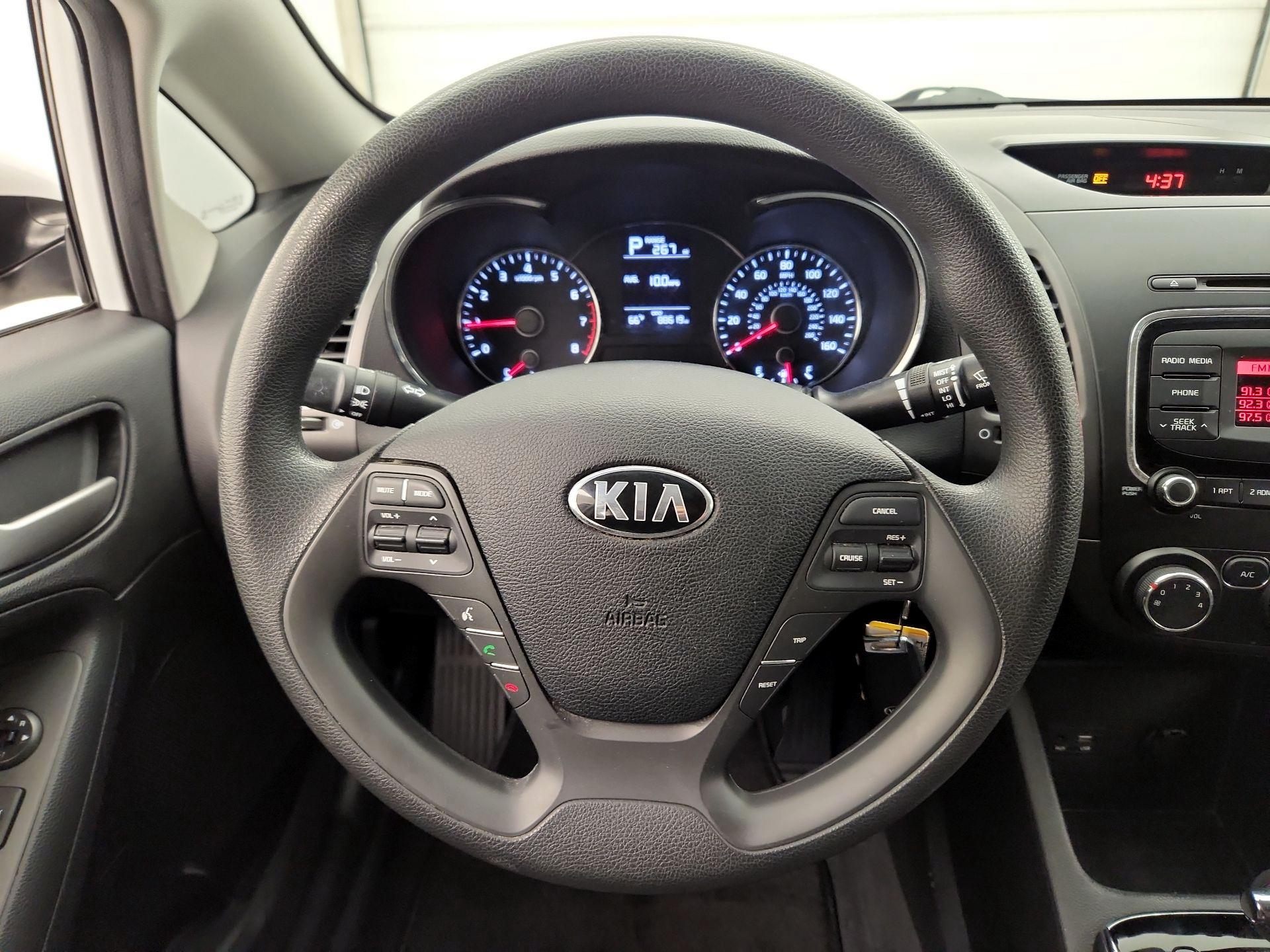 Thumbnail: 2018 Kia Forte - 10