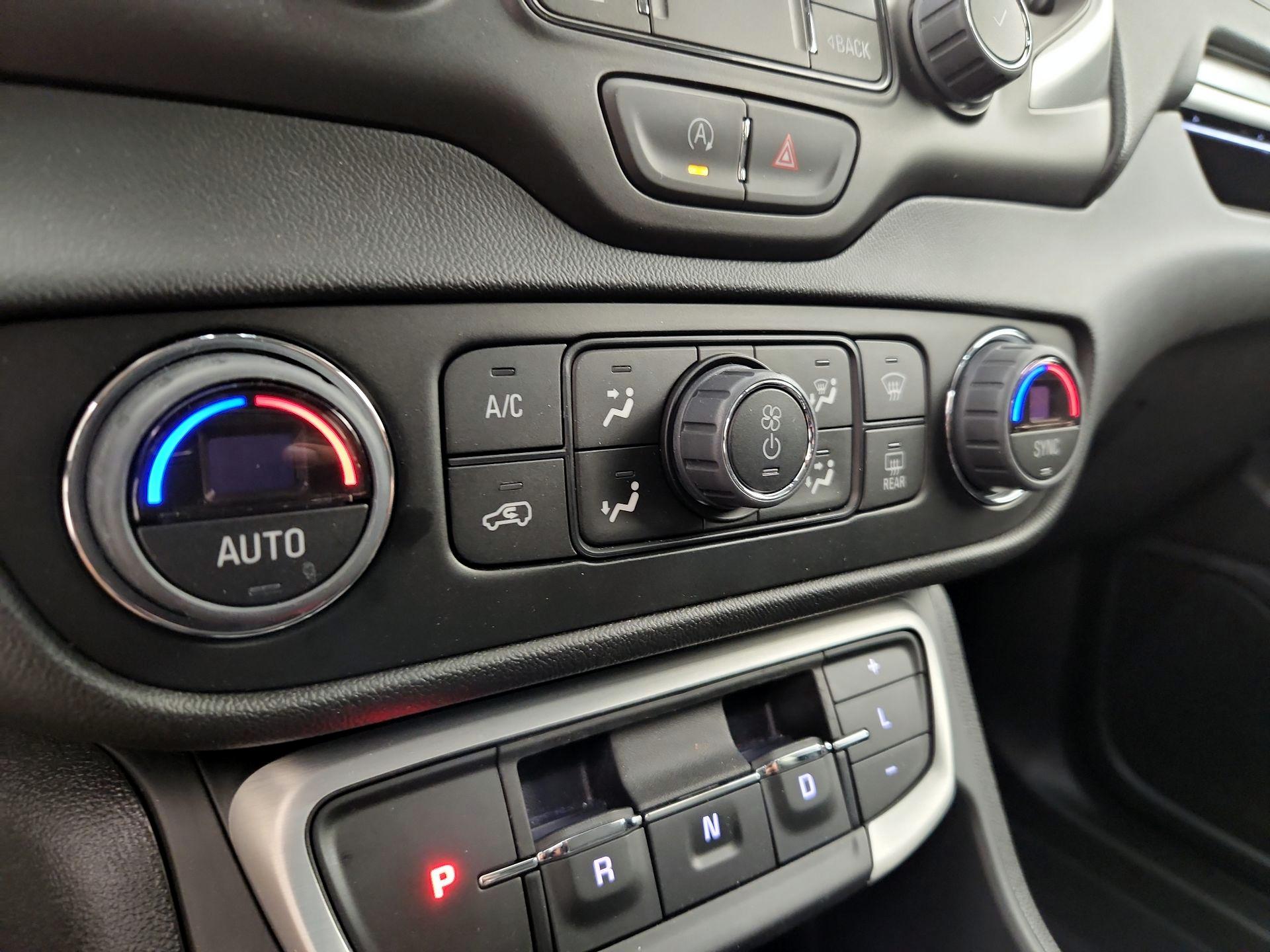 Thumbnail: 2024 GMC Terrain - 16