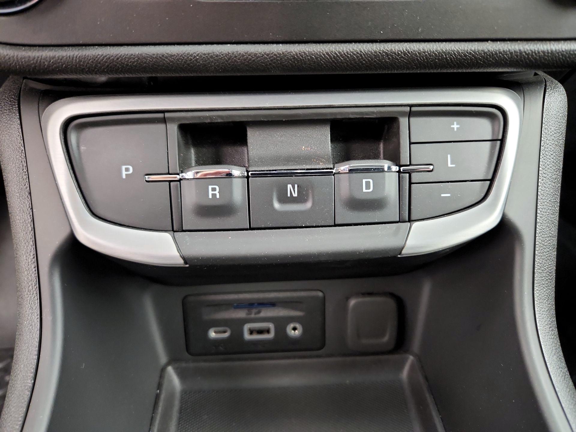 Thumbnail: 2024 GMC Terrain - 17