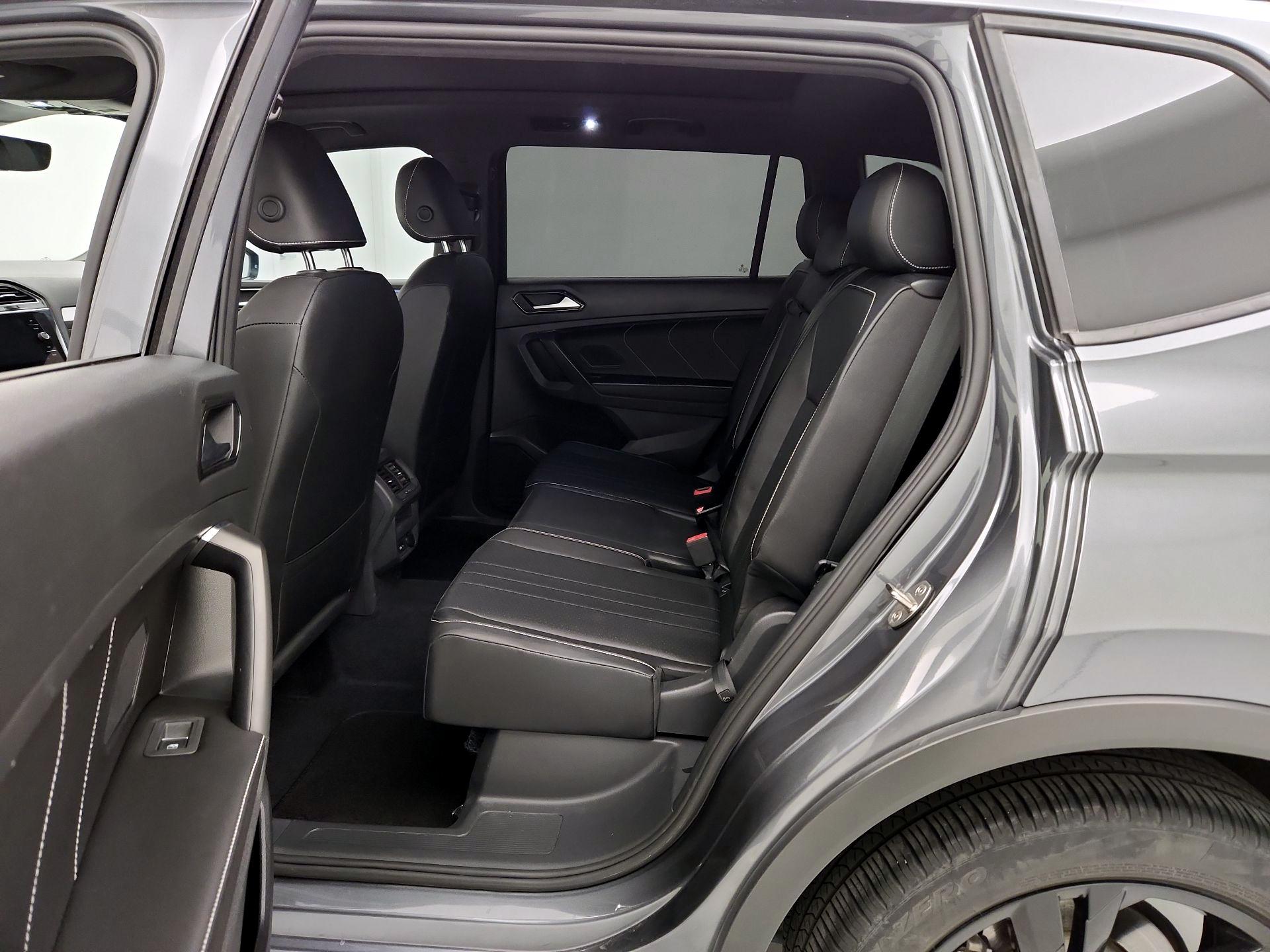 Thumbnail: 2023 Volkswagen Tiguan - 20