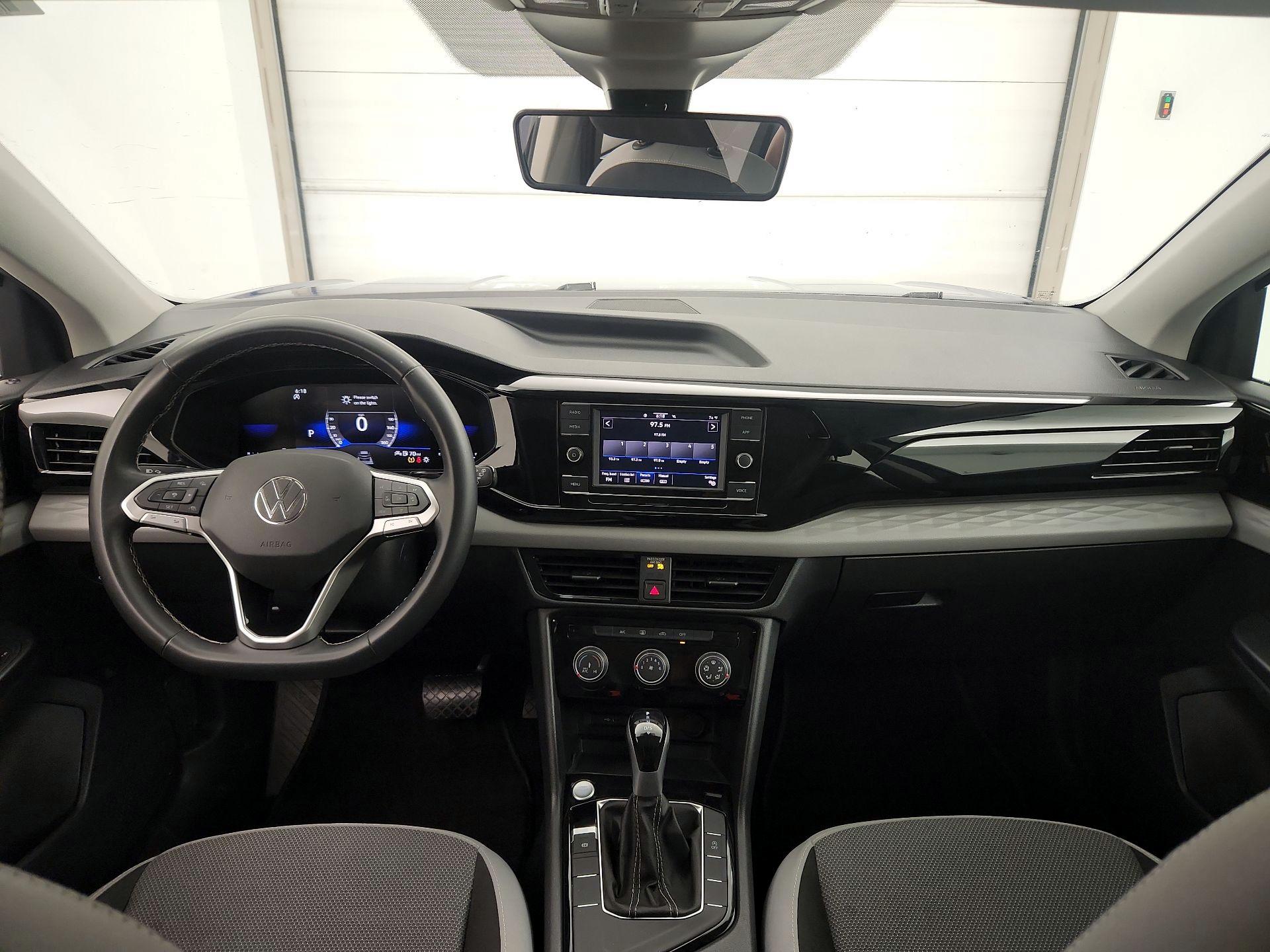 Thumbnail: 2024 Volkswagen Taos - 9