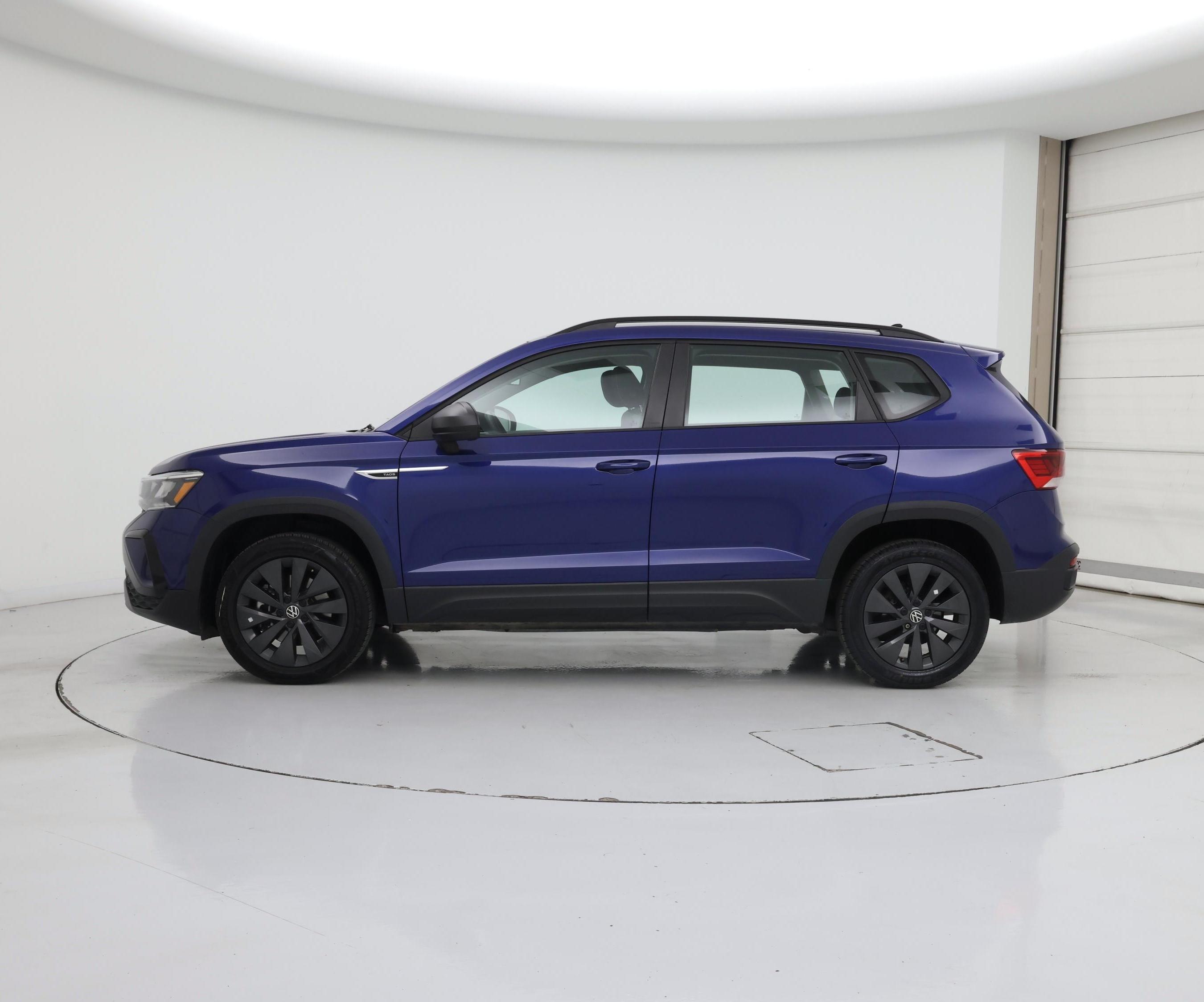 Thumbnail: 2024 Volkswagen Taos - 3