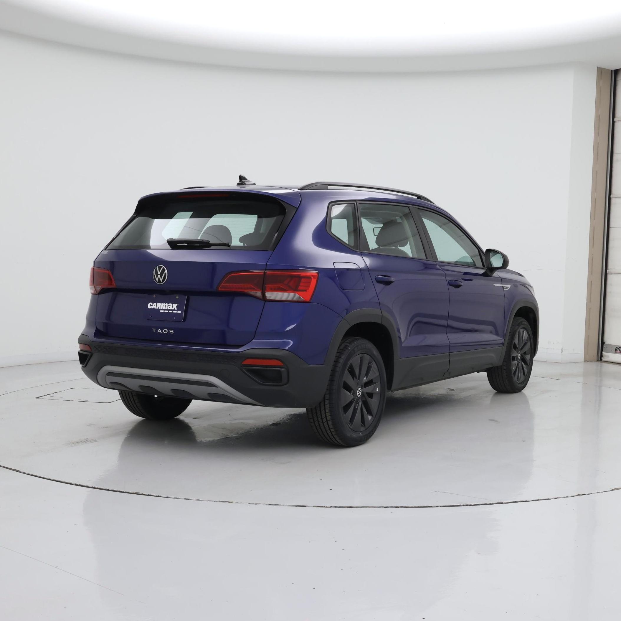 Thumbnail: 2024 Volkswagen Taos - 8