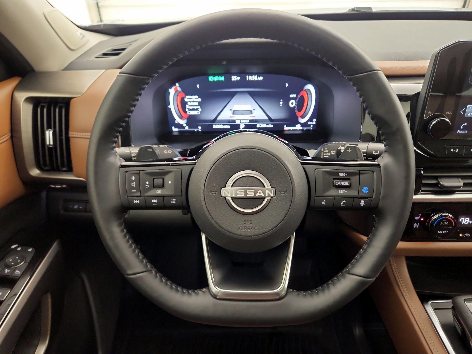 Thumbnail: 2023 Nissan Pathfinder - 10