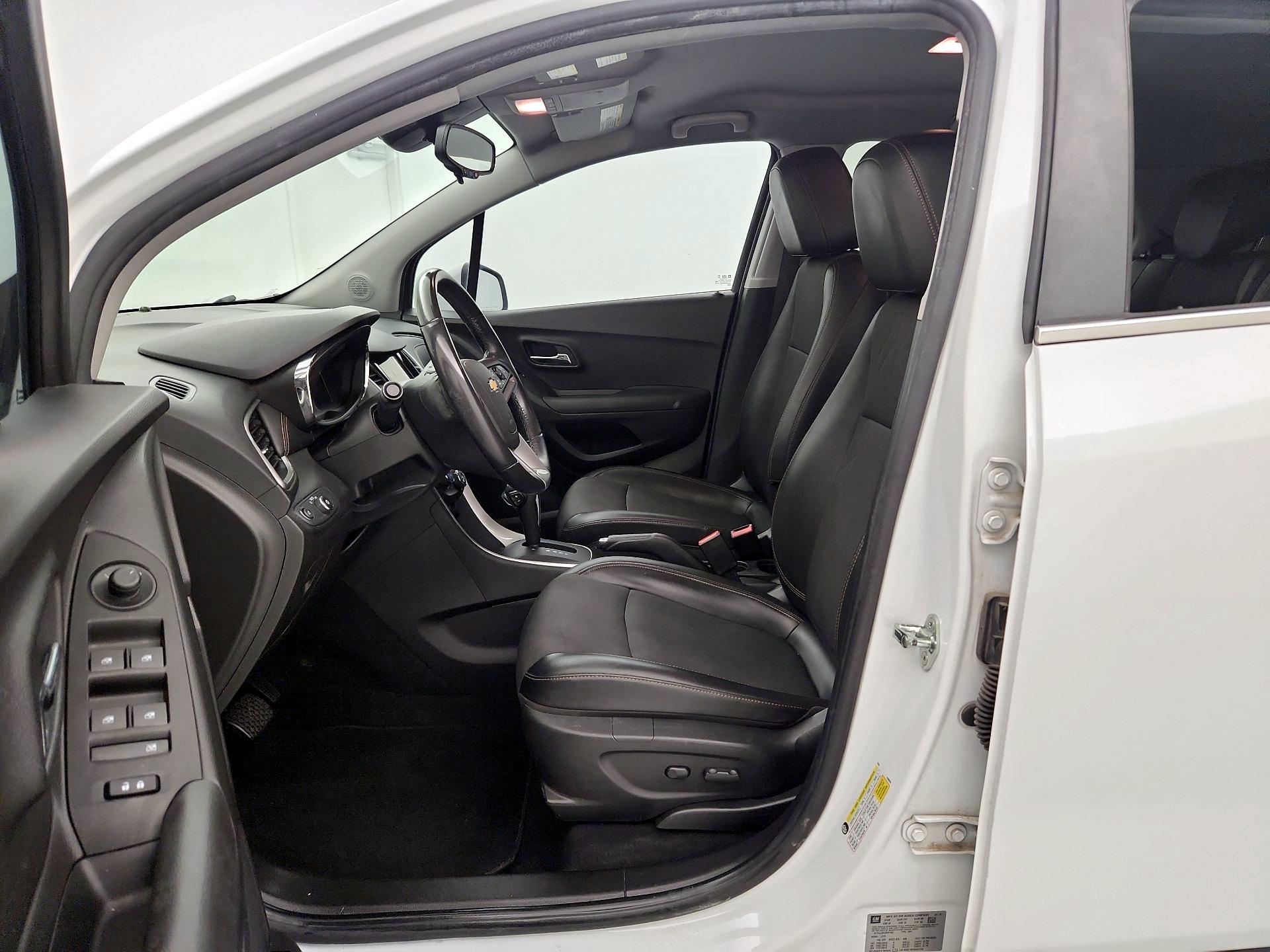 Thumbnail: 2018 Chevrolet Trax - 11